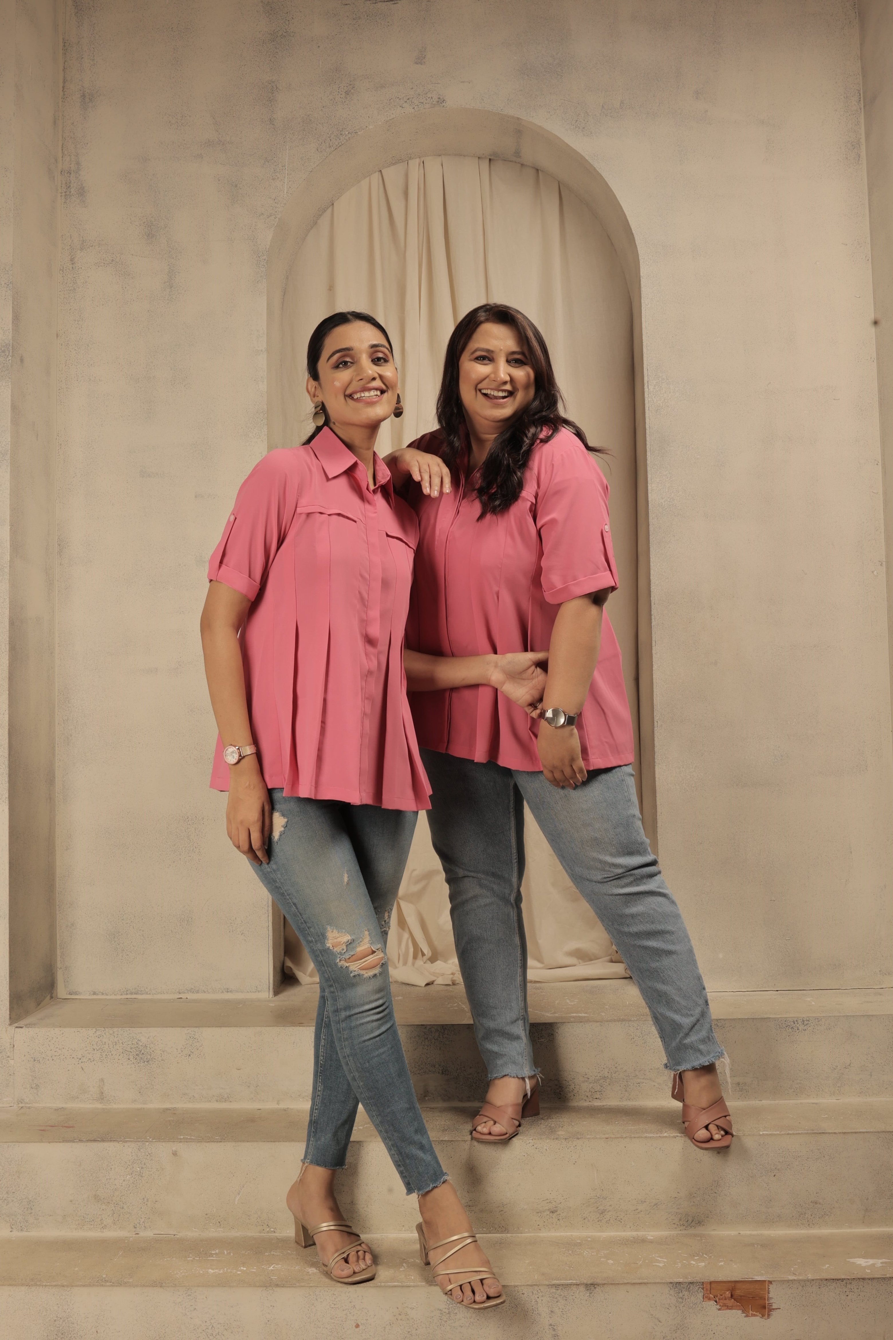 Sleeve Flaps Pleated Shirt