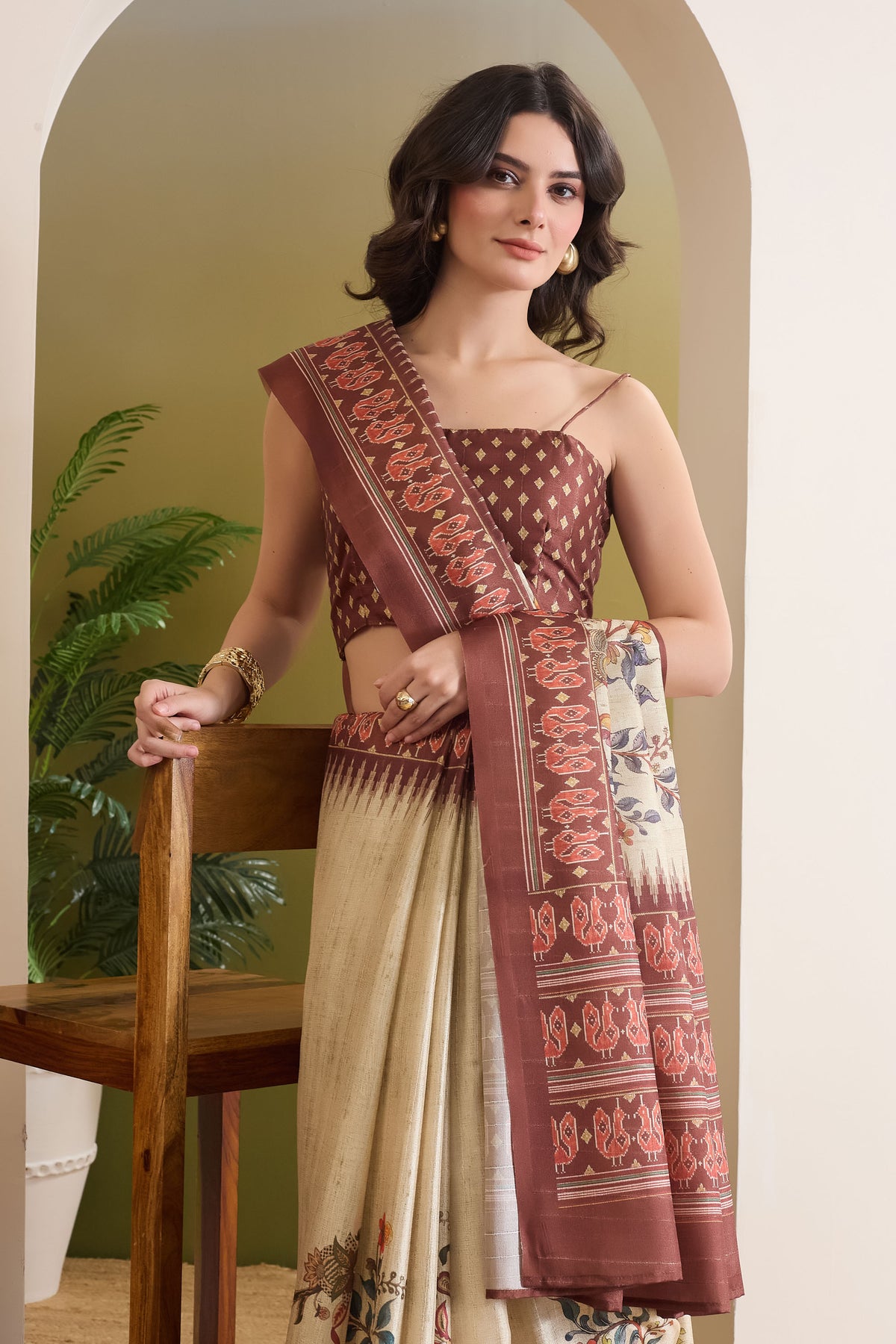 Cream Floral Printed Silk Blend Party Wear Saree