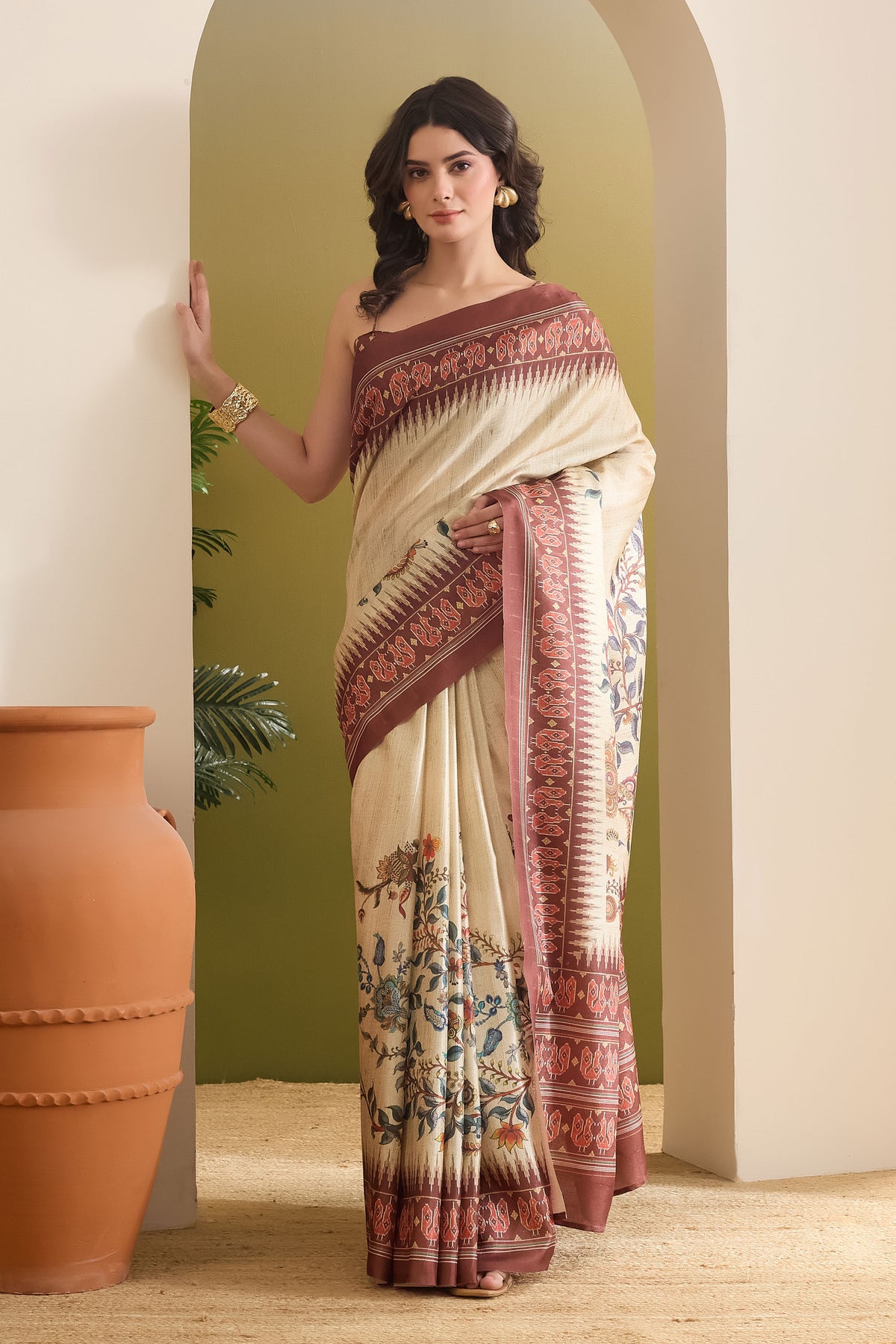 Cream Floral Printed Silk Blend Party Wear Saree