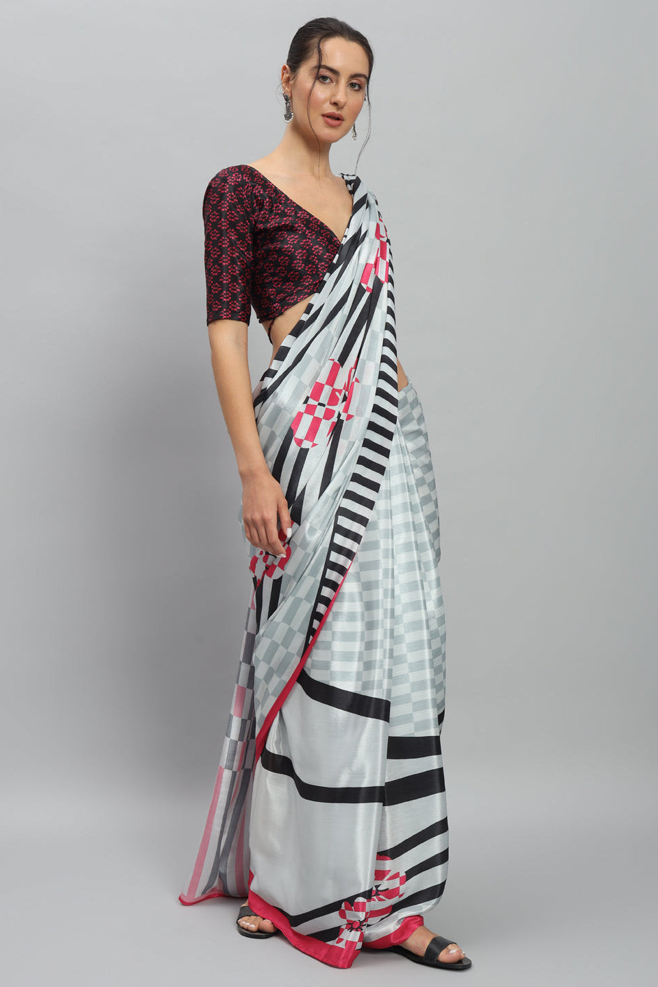 PURE DIGITAL ARTISIAN SKETCH PRINTED SAREE