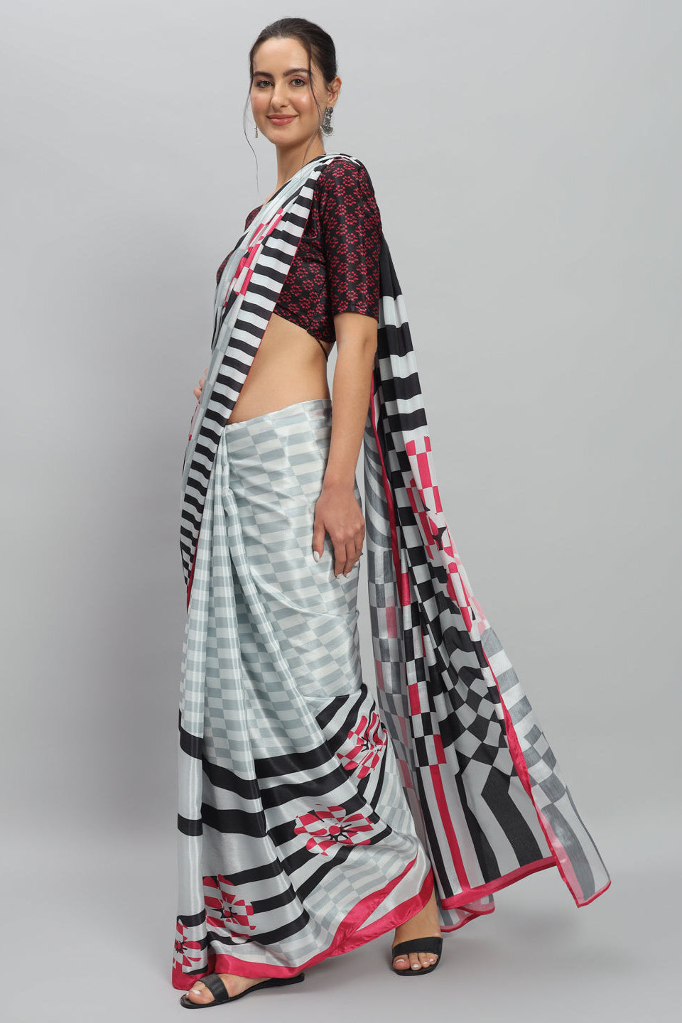 PURE DIGITAL ARTISIAN SKETCH PRINTED SAREE