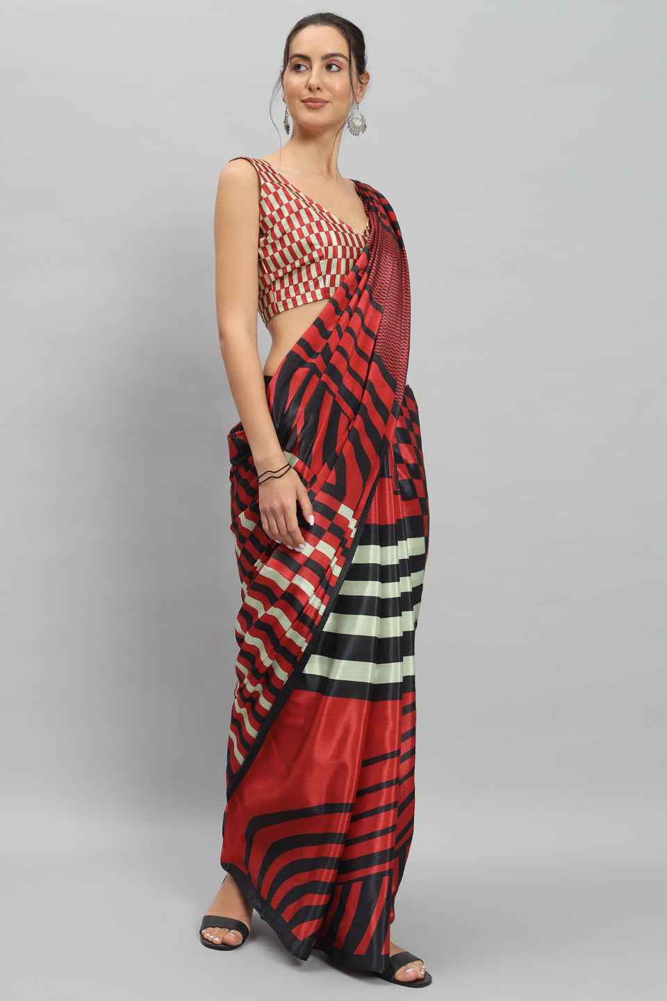 PURE DIGITAL ABSTRACT PRINTED SAREE