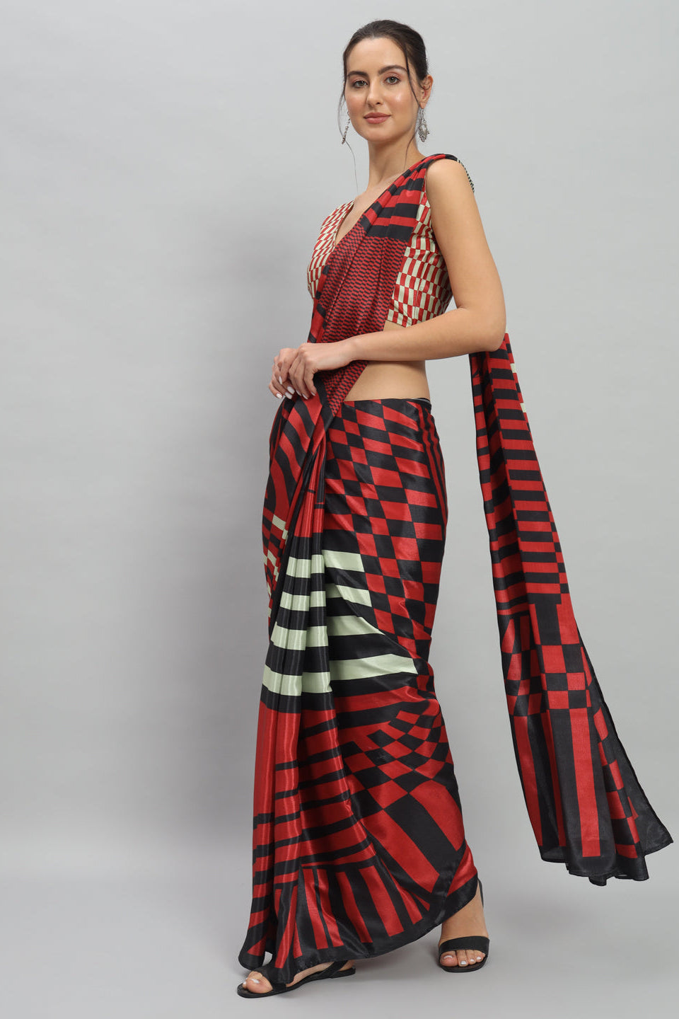 PURE DIGITAL ABSTRACT PRINTED SAREE