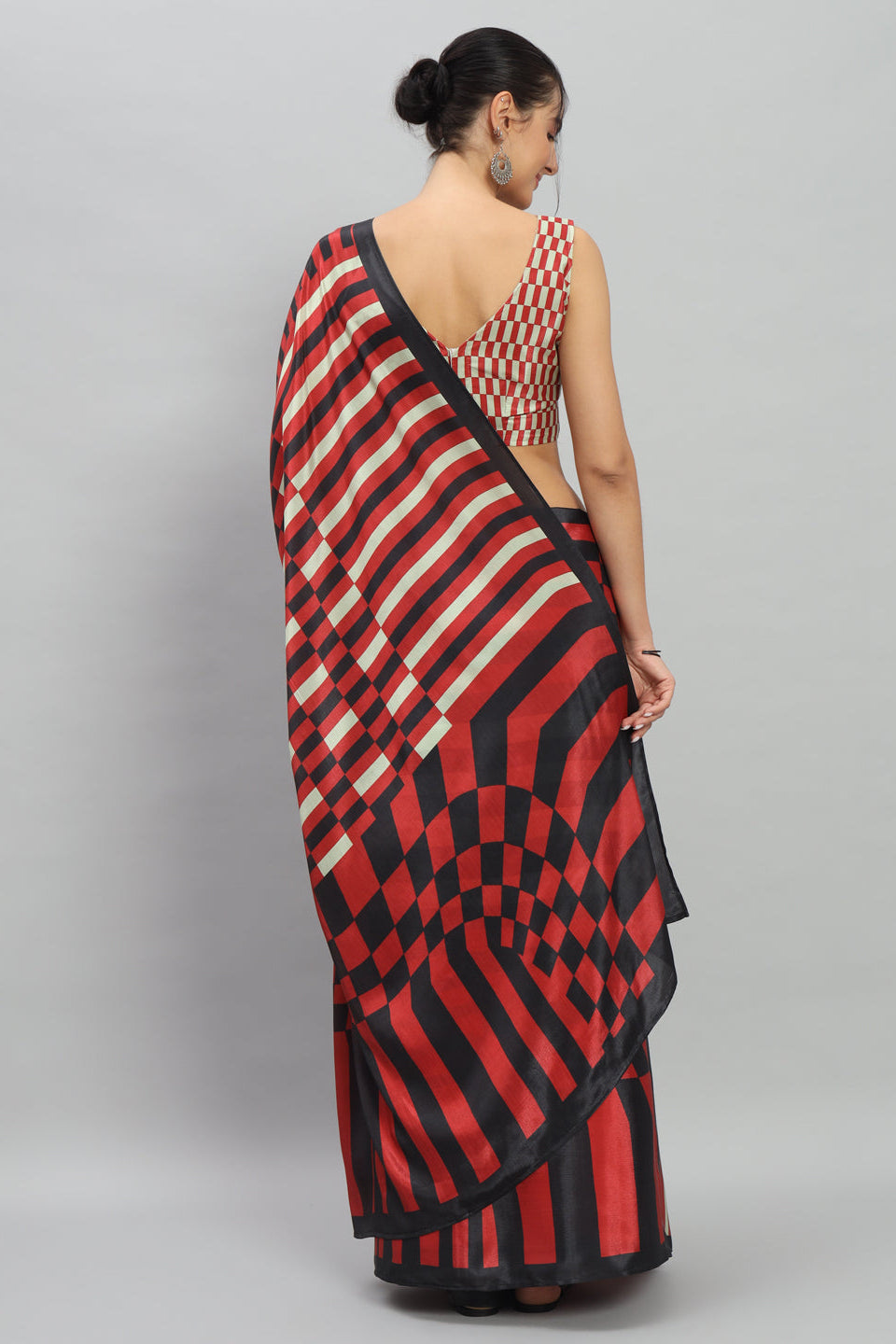 PURE DIGITAL ABSTRACT PRINTED SAREE