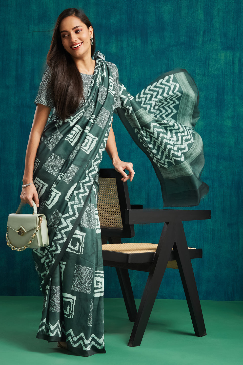 Chevron Prints Muslin Cotton Ready To Wear Pocket Saree