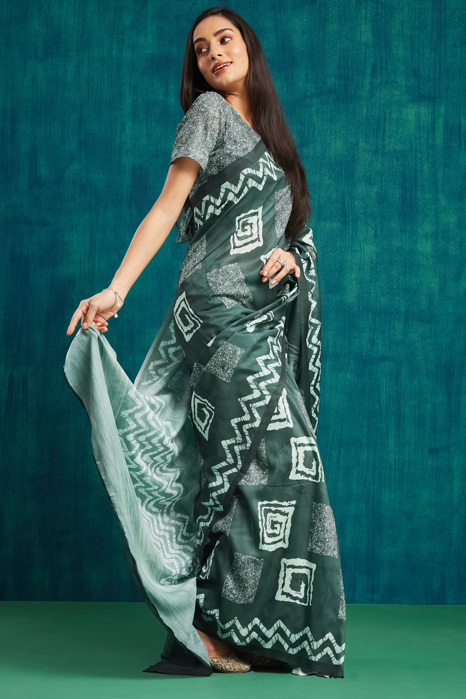 Chevron Prints Muslin Cotton Saree