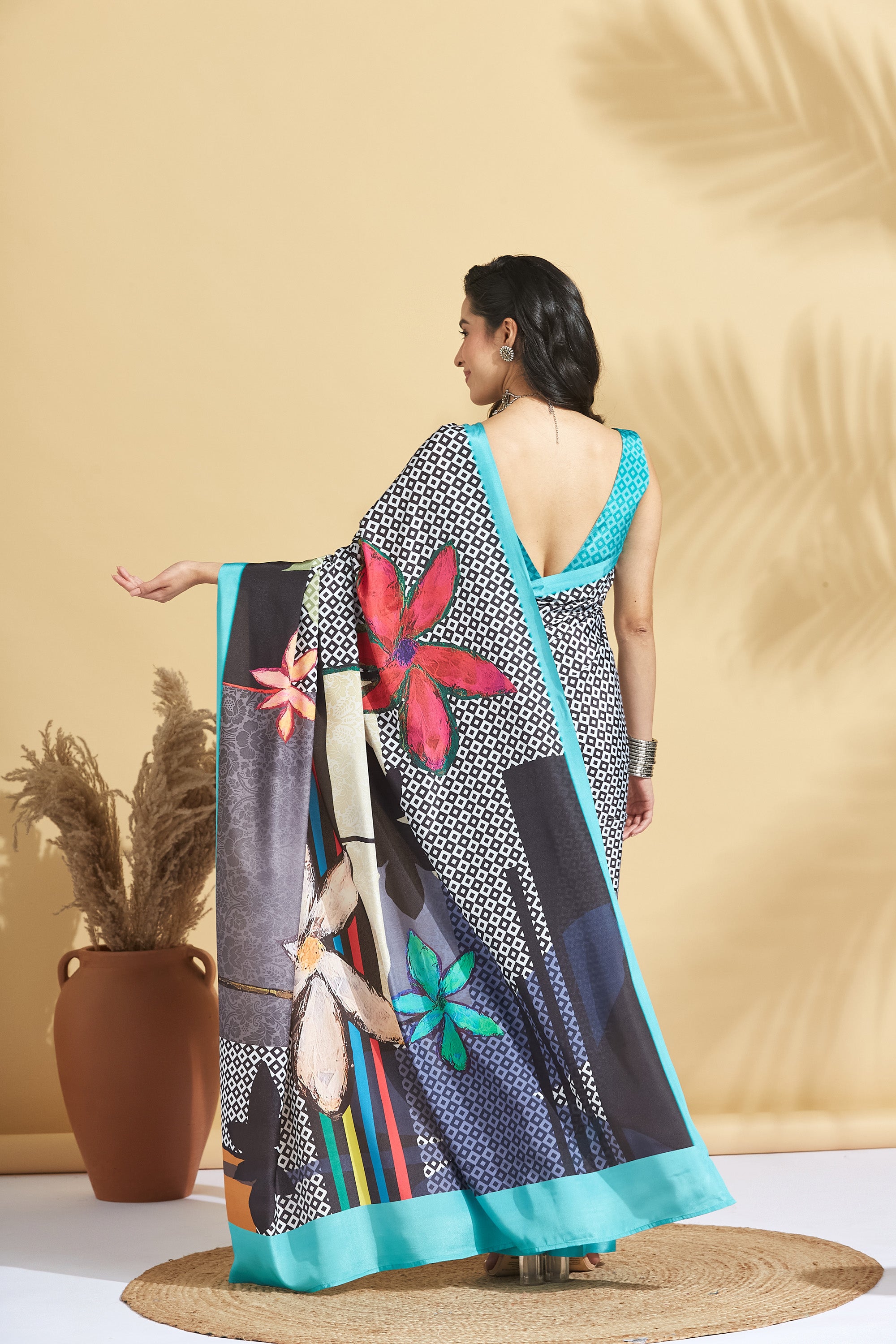 Digital Geometric Sketch Print Mulmul Cotton Ready to wear Saree