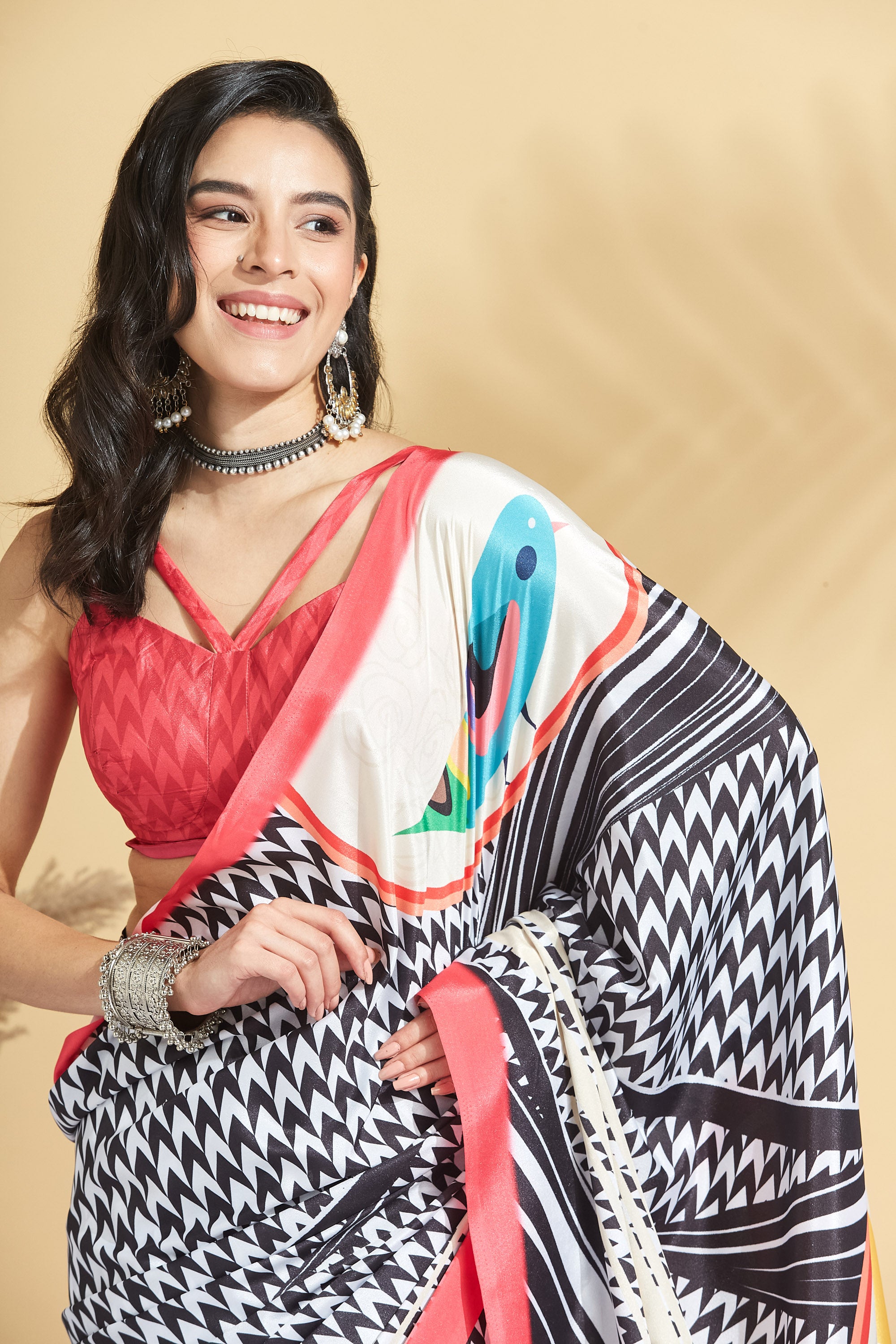 Digital Printed Geometric Bird Print Saree