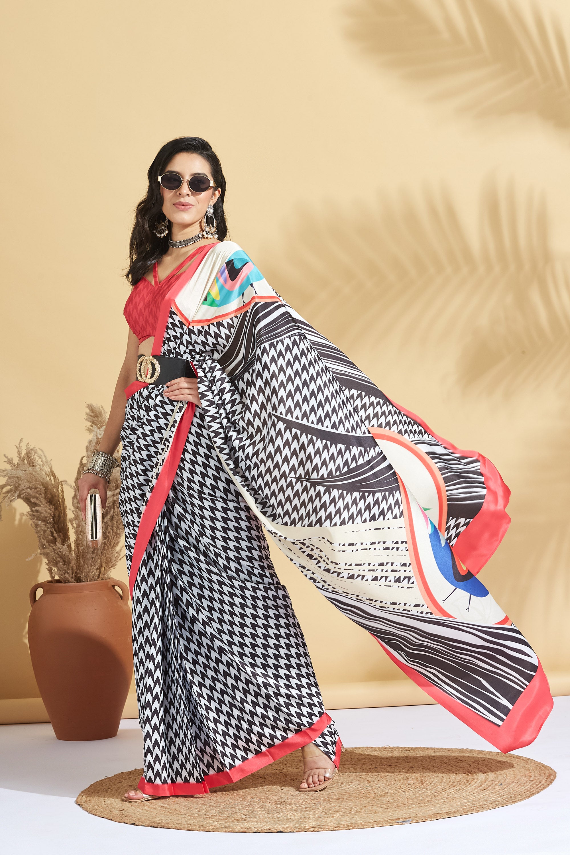Digital Printed Geometric Bird Print Saree