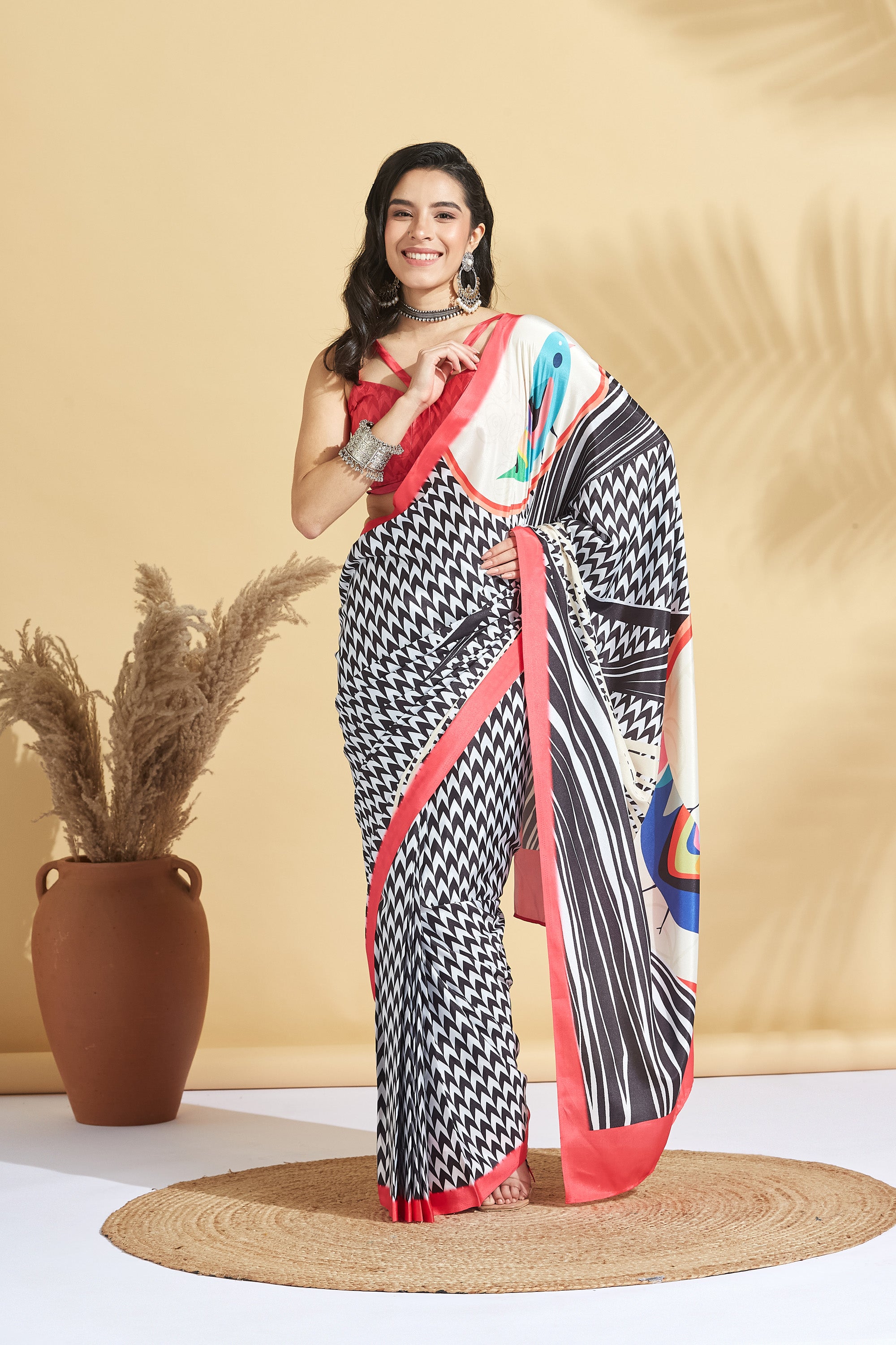 Digital Printed Geometric Bird Print Saree
