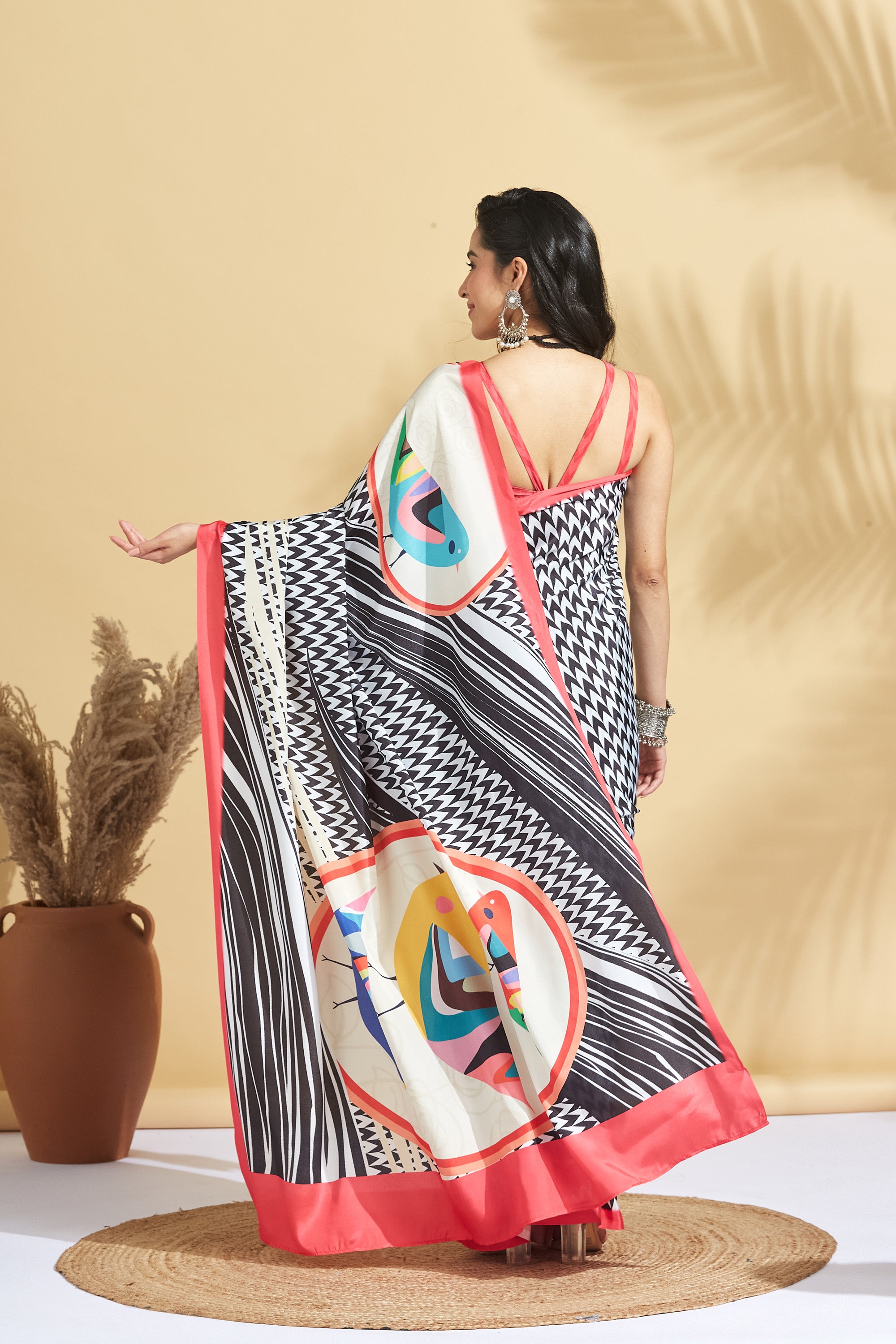 Digital Printed Geometric Bird Print Saree