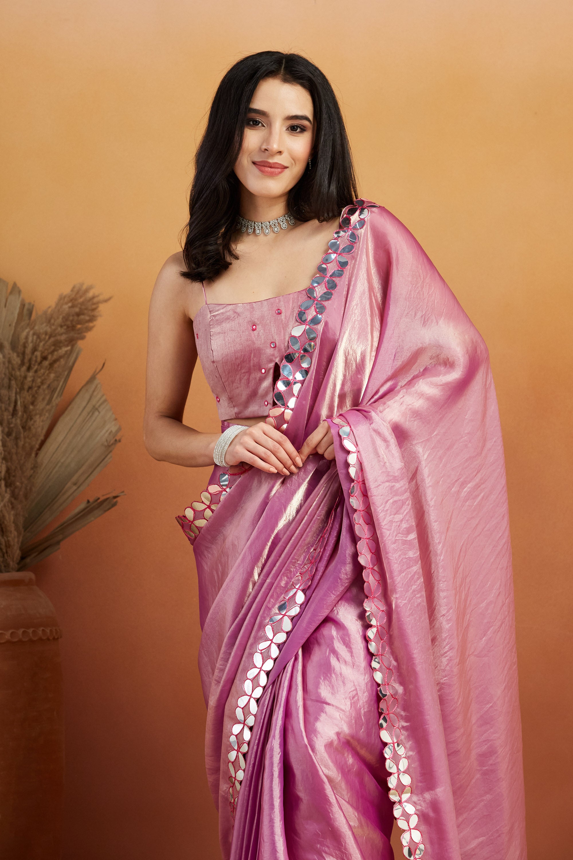 Ari Glass Designer Lace Work Shiney Glass Tissue Saree