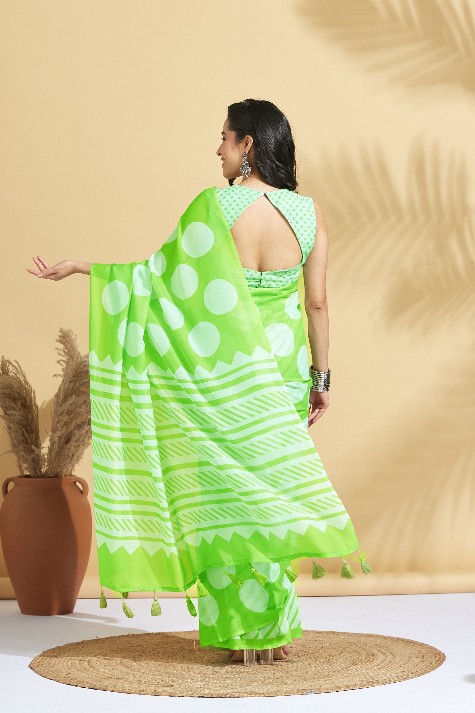 Digital Soft Polka Prints Mulmul Cotton Saree