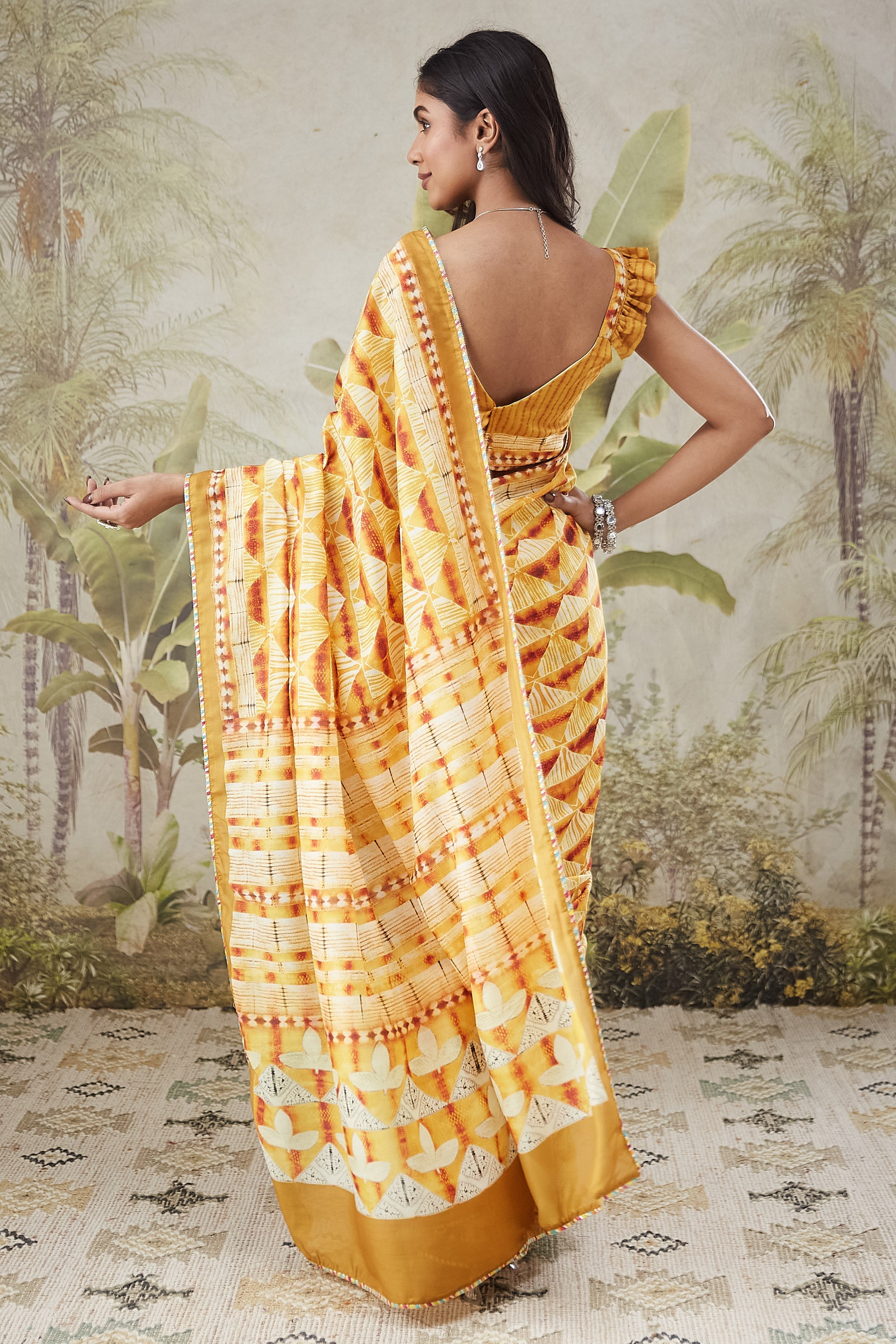 Geometric Prints Lace Border Ready To Wear Saree