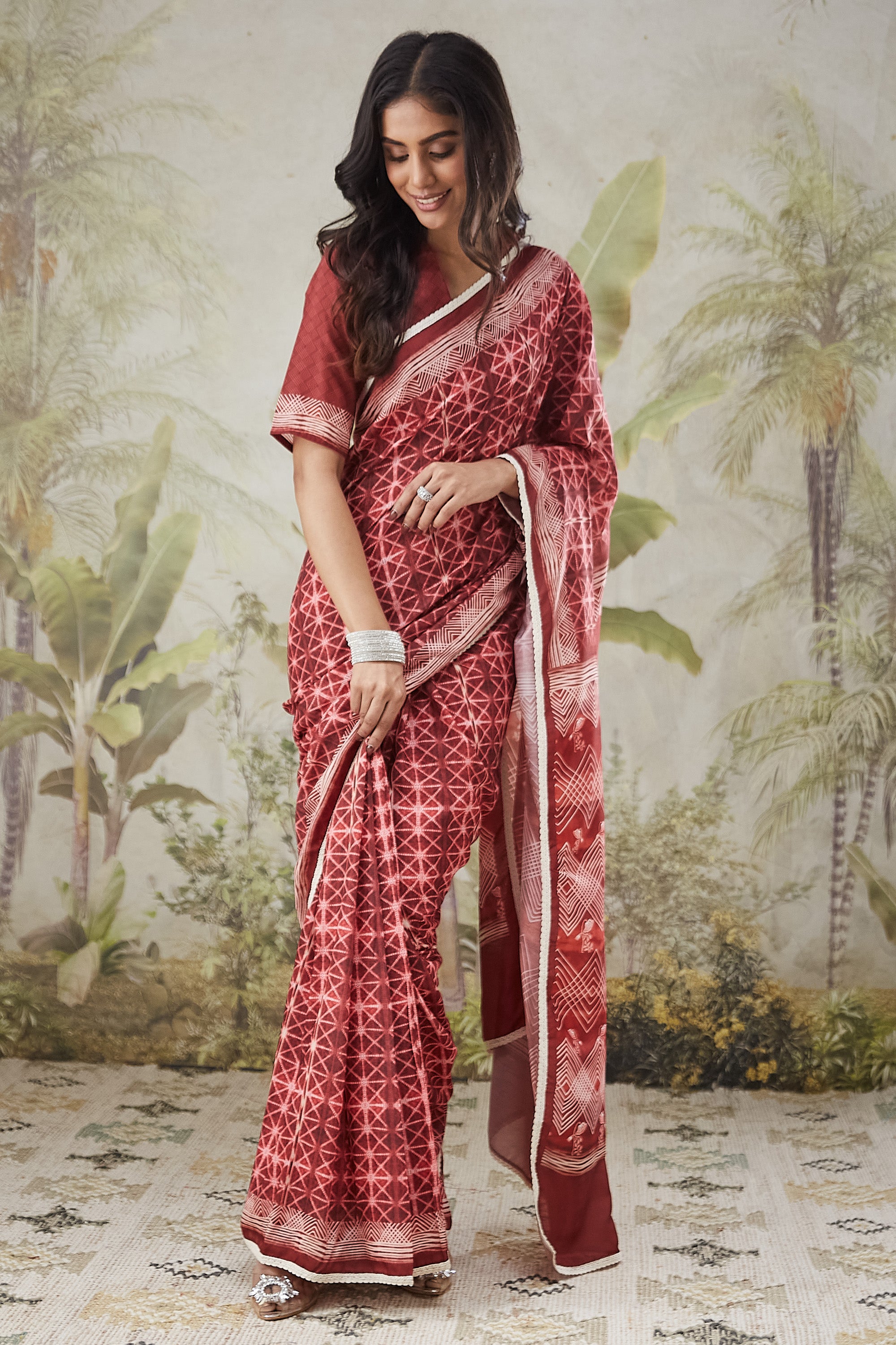 Geometric Prints Lace Border Ready To Wear Saree