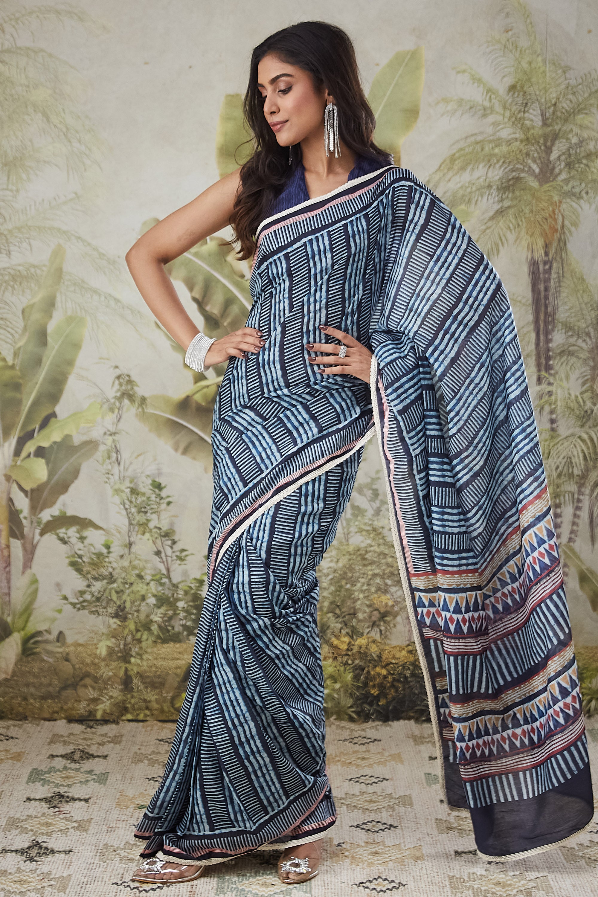 Strips Print Lace Border Ready To Wear Saree