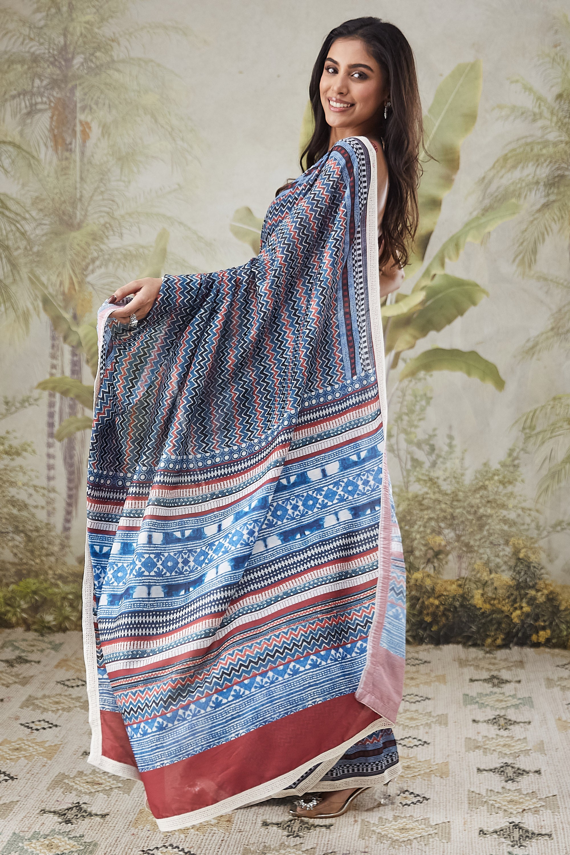 Chevron Print Lace Border Ready To Wear Saree