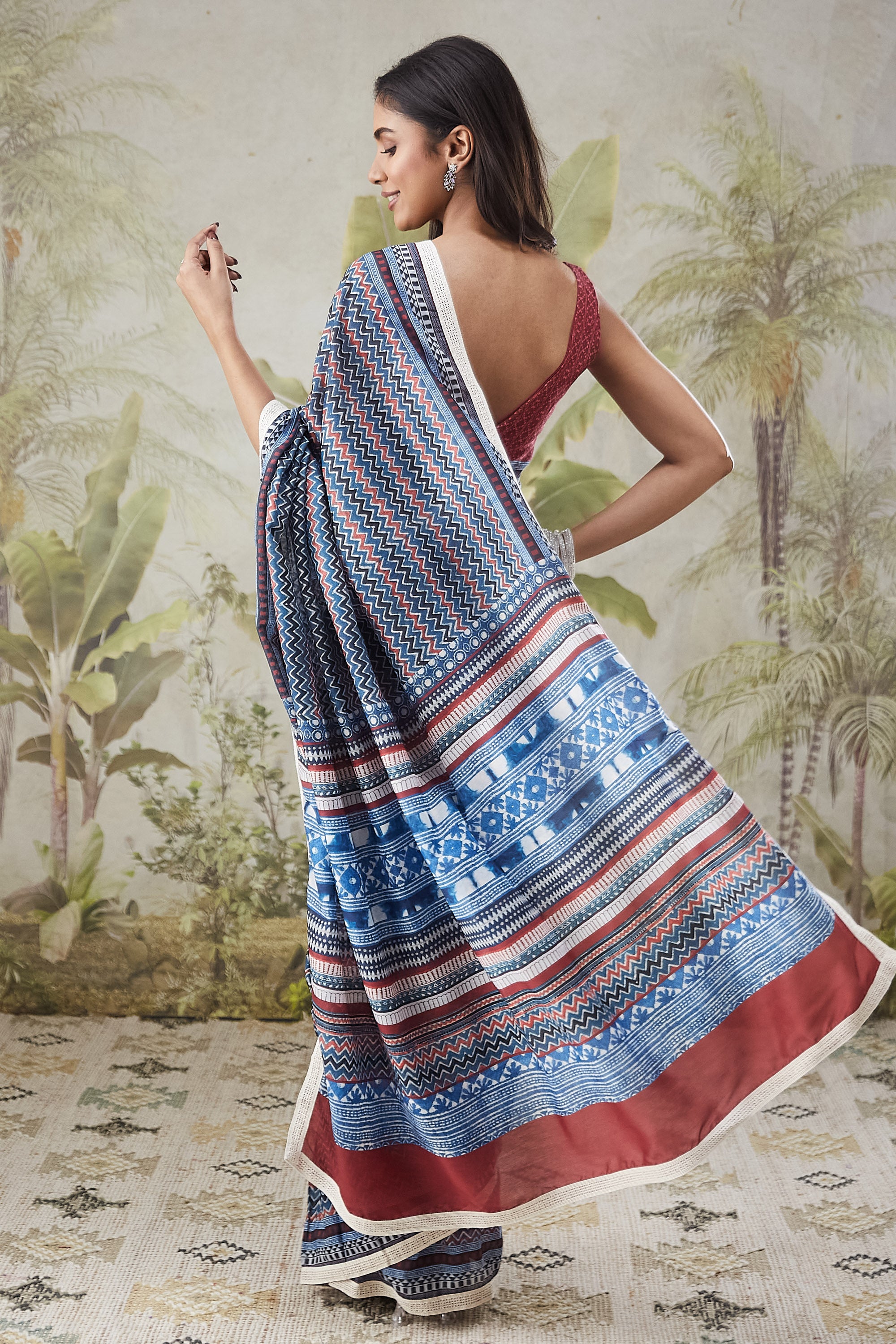 Chevron Print Lace Border Ready To Wear Saree