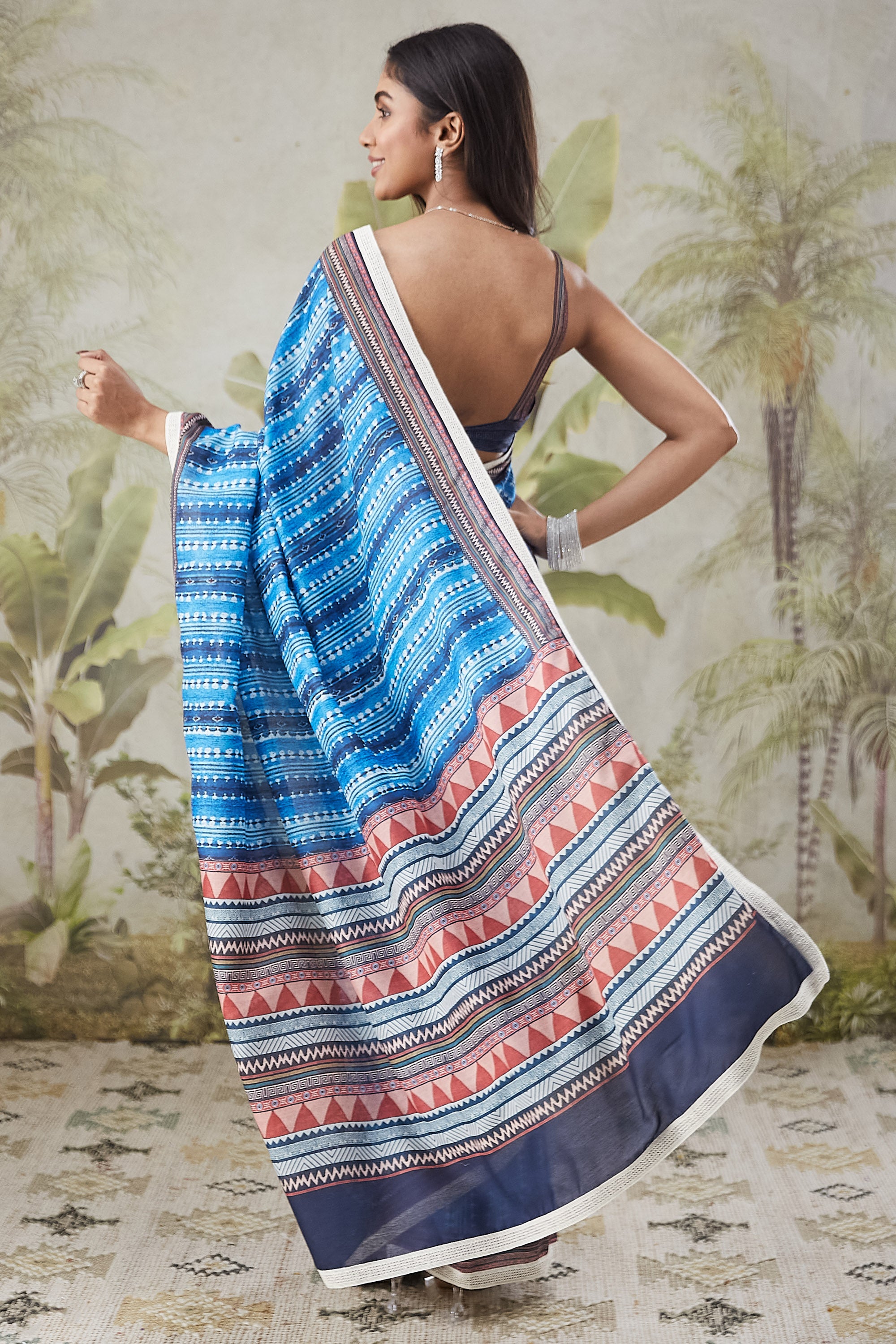 Chevron Print Lace Border Saree