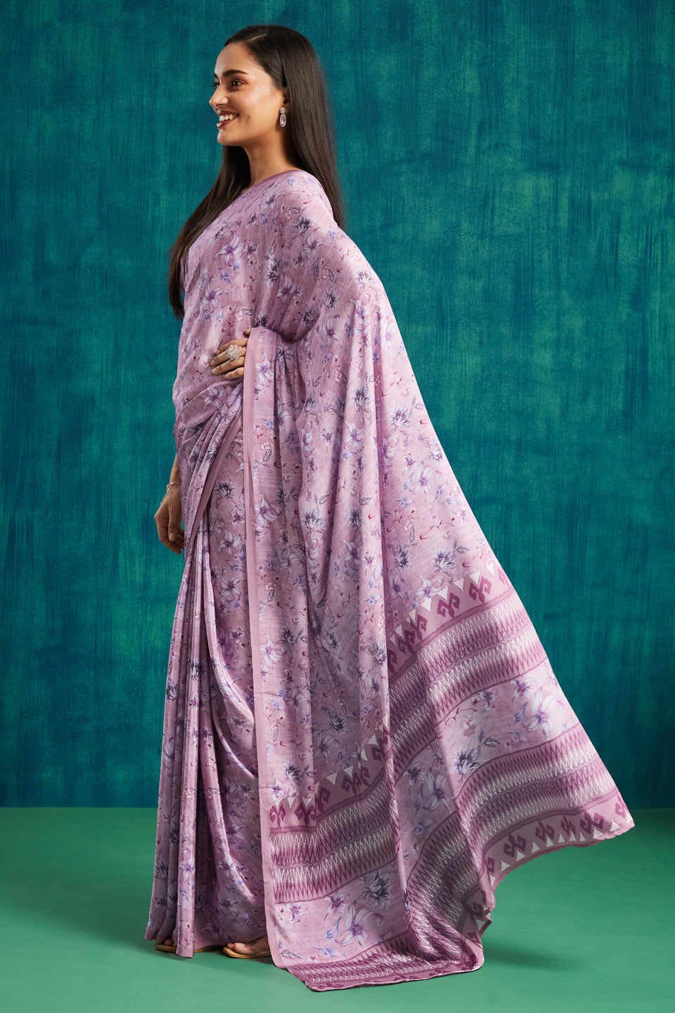 Digital Floral Printed Purple Silk Crepe Saree