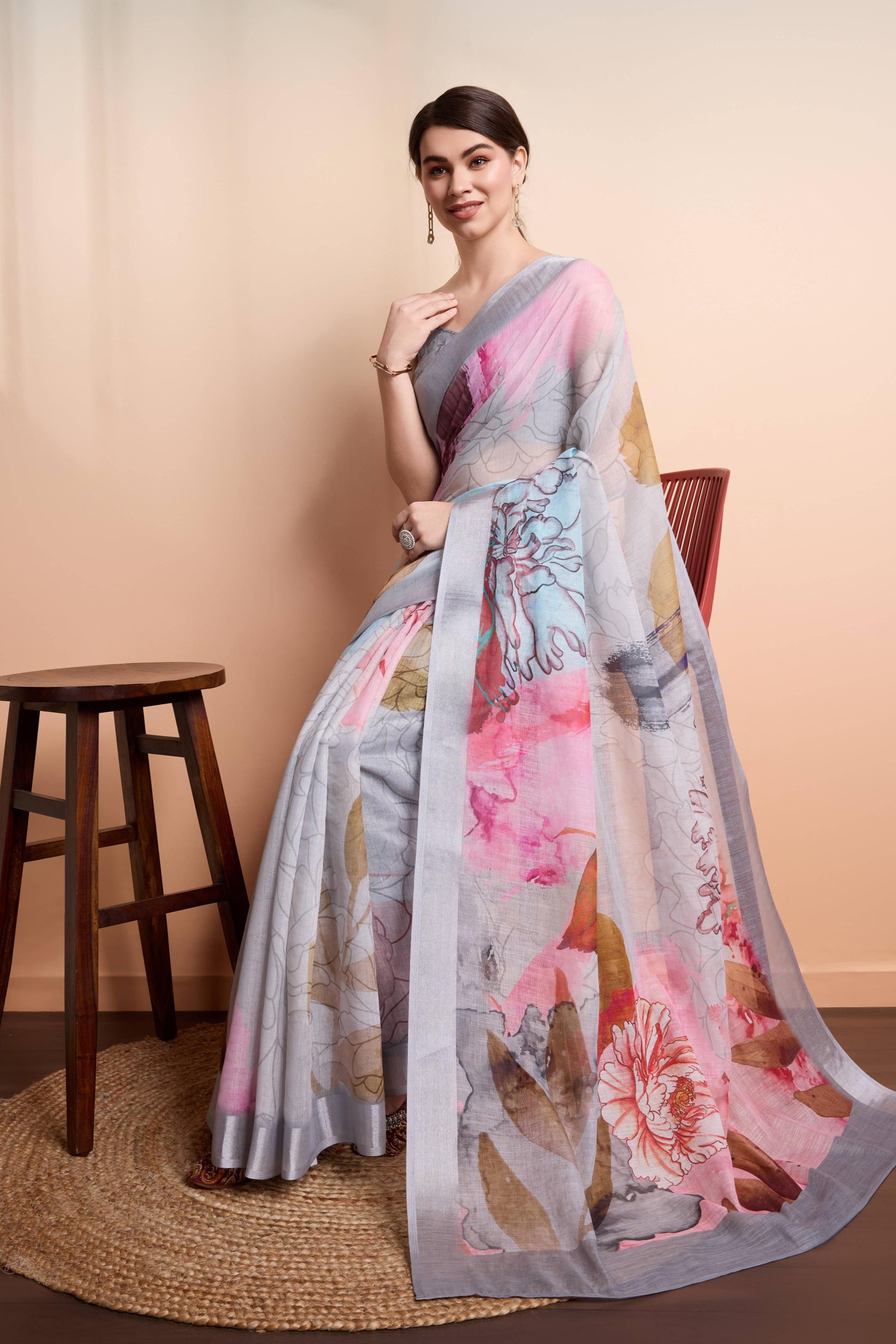 RACHNA Floral Zari  Ready to Wear Saree