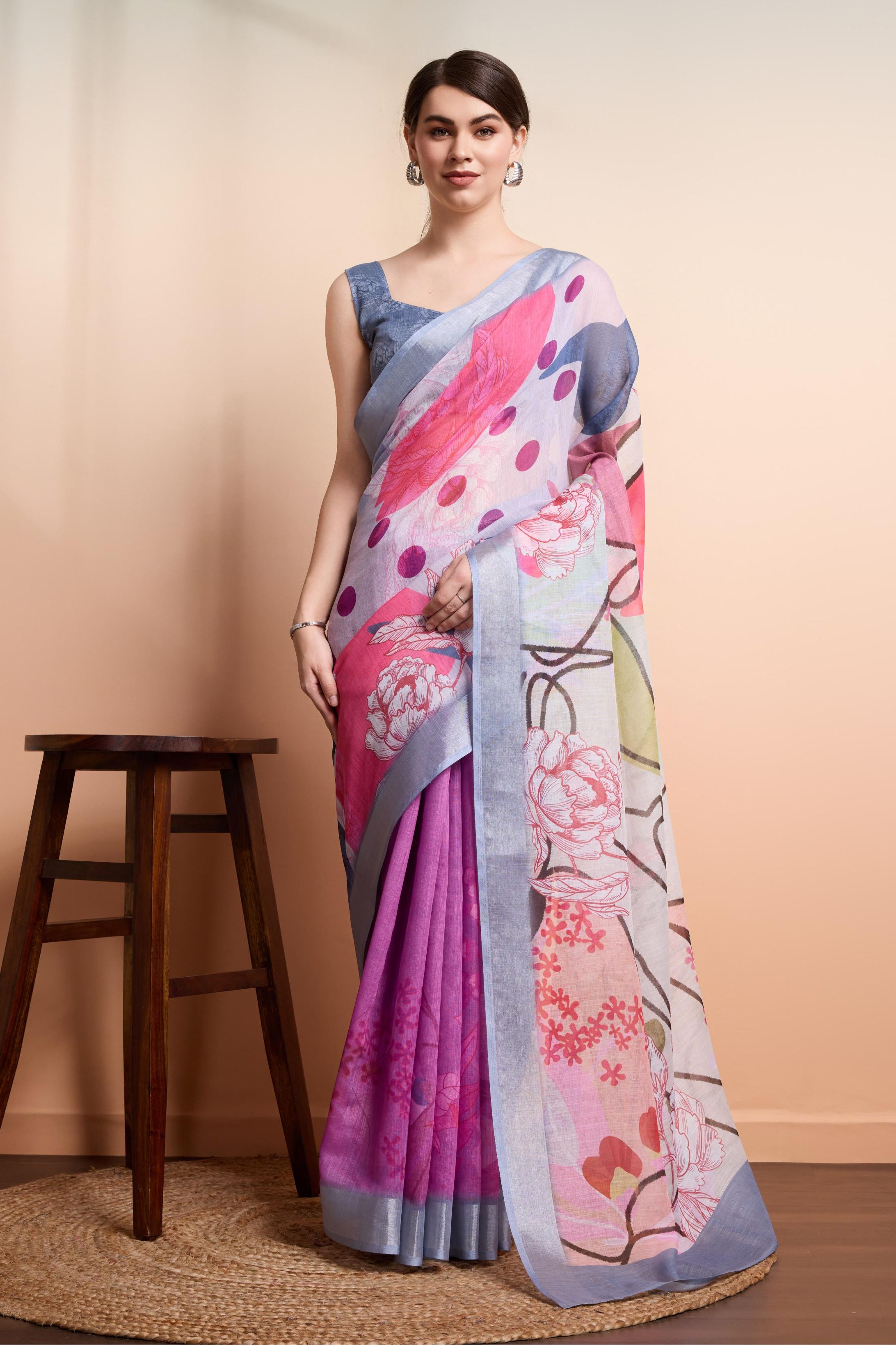 RACHNA  Floral  Printed Saree
