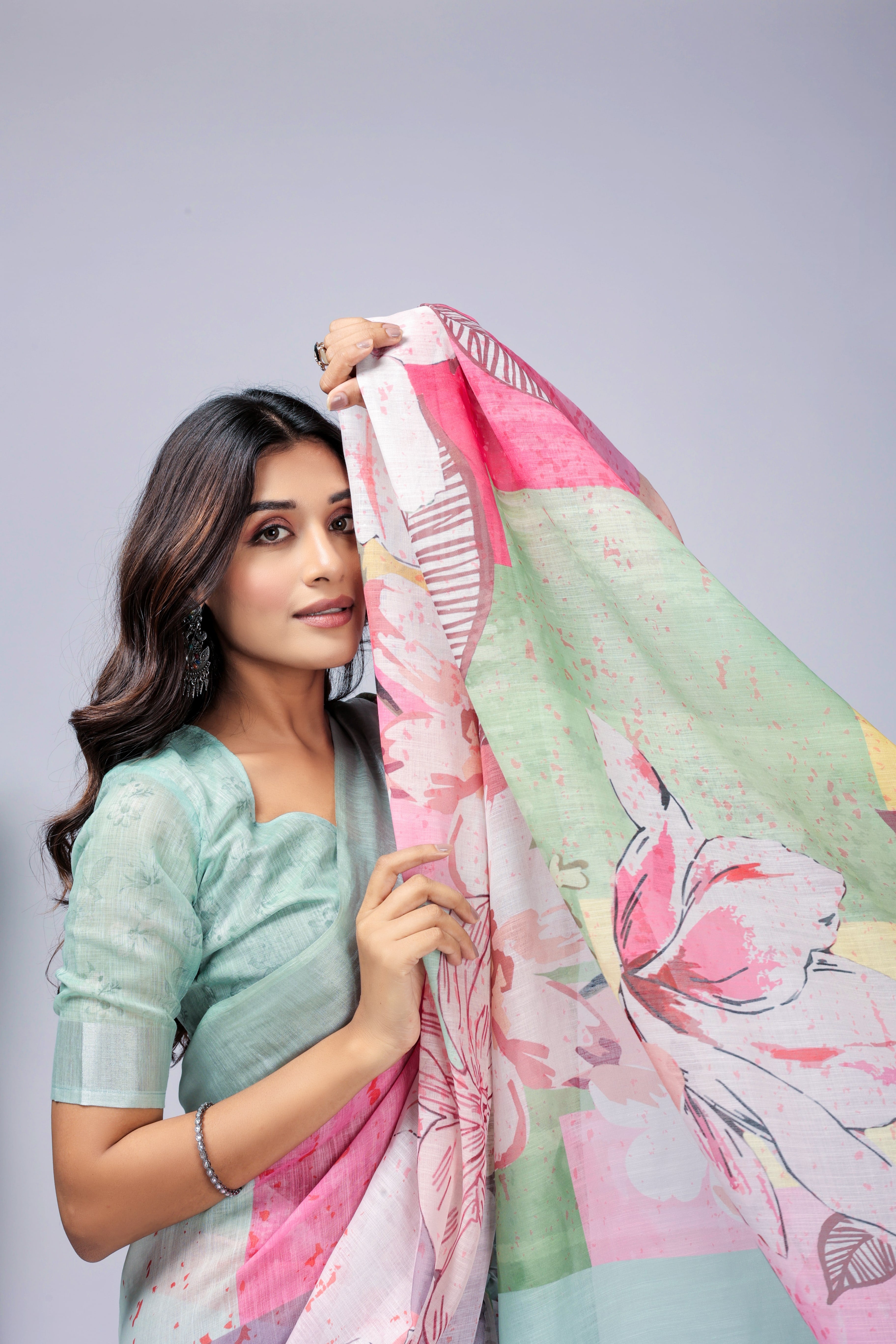 Digital Printed Linen Blend Saree with Zari Border