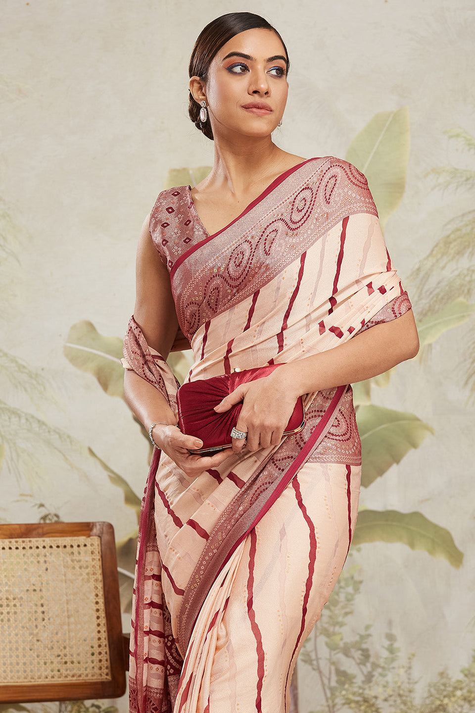 Leheriya Printed Moss Brasso Saree With Foil Print Border