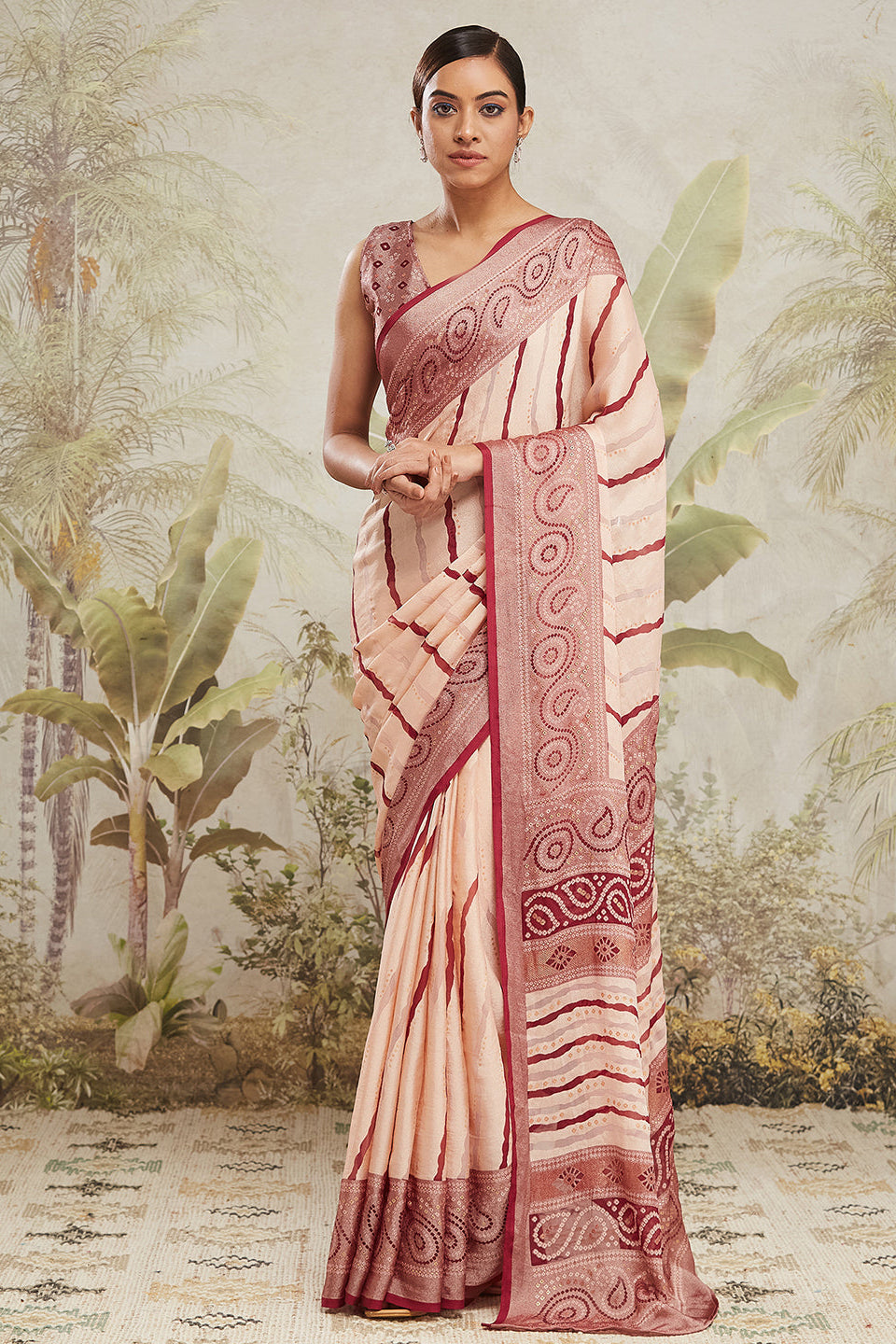 Leheriya Printed Moss Brasso Saree With Foil Print Border