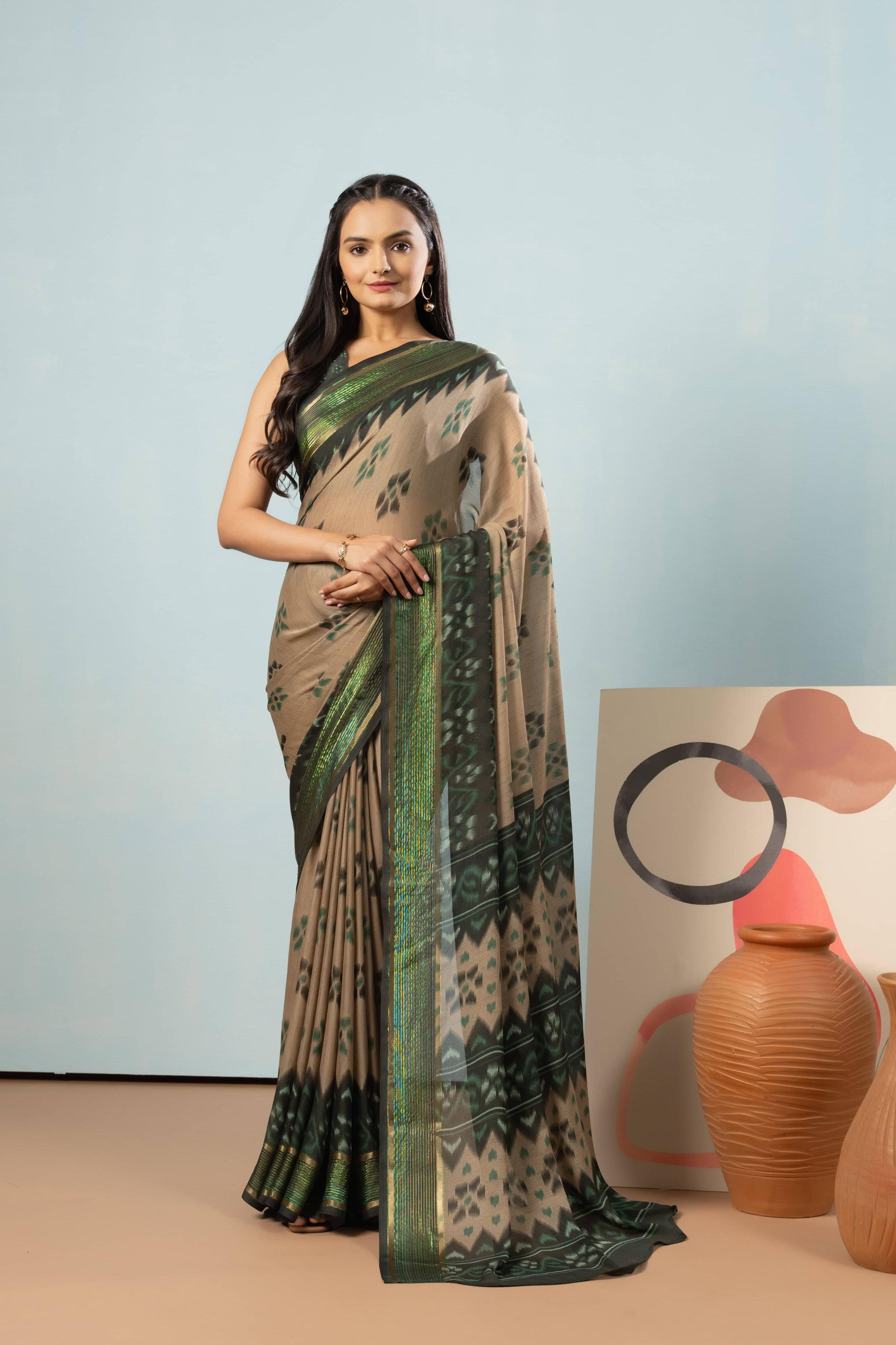 RACHNA Floral Poly Georgette Ready to Wear  Saree