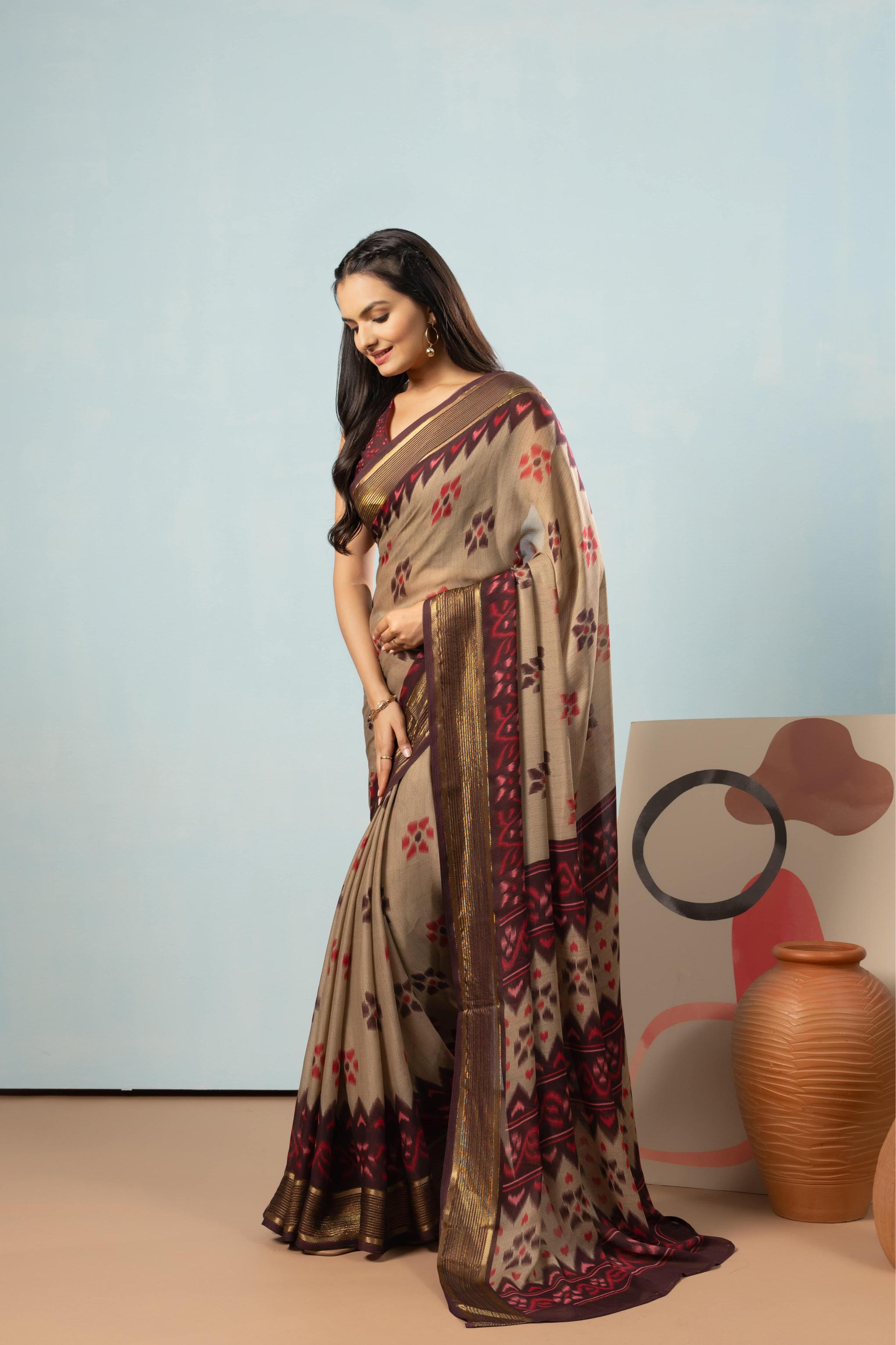 RACHNA Floral Zari Poly Georgette Ready to Wear Saree