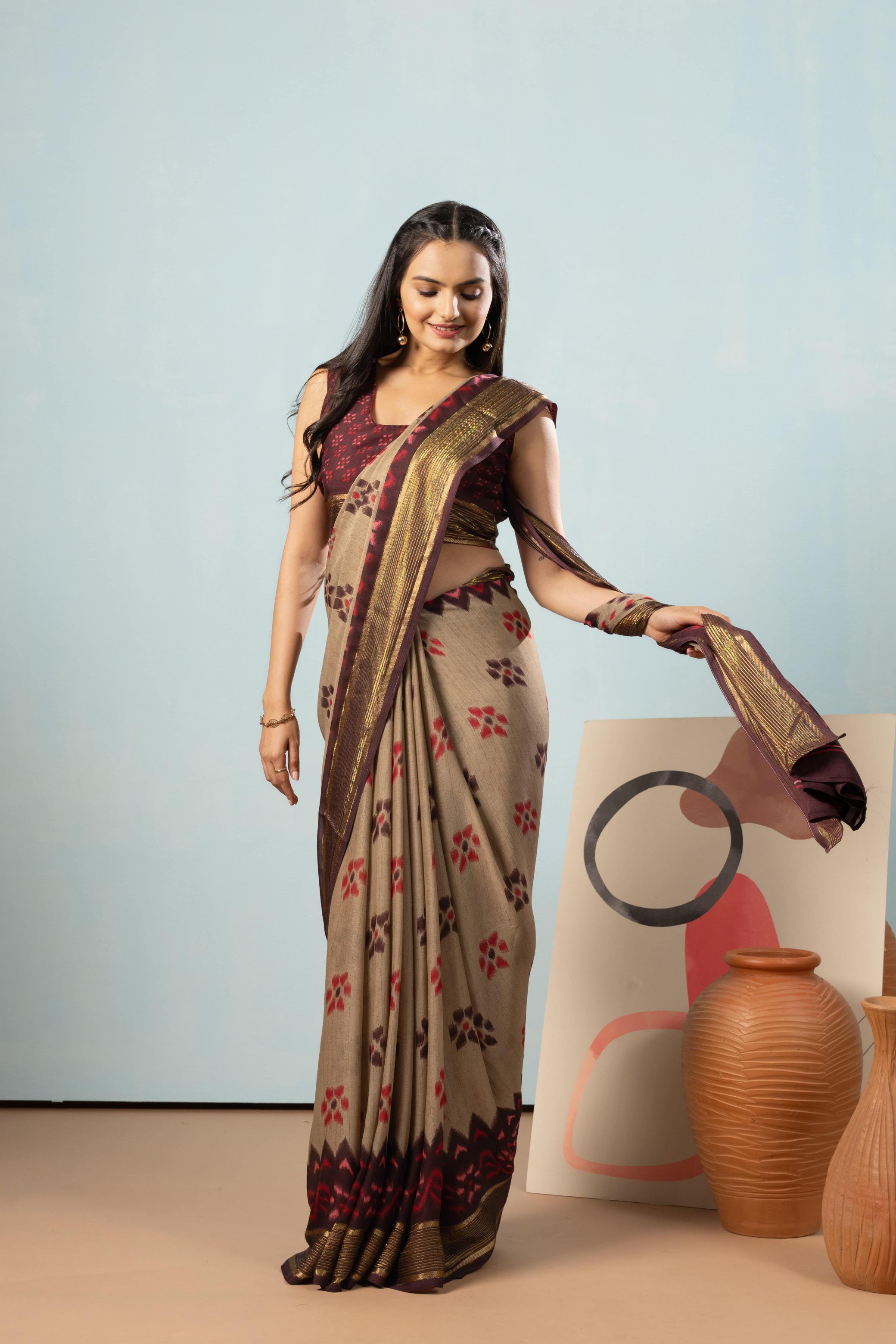 RACHNA Floral Zari Poly Georgette Ready to Wear Saree