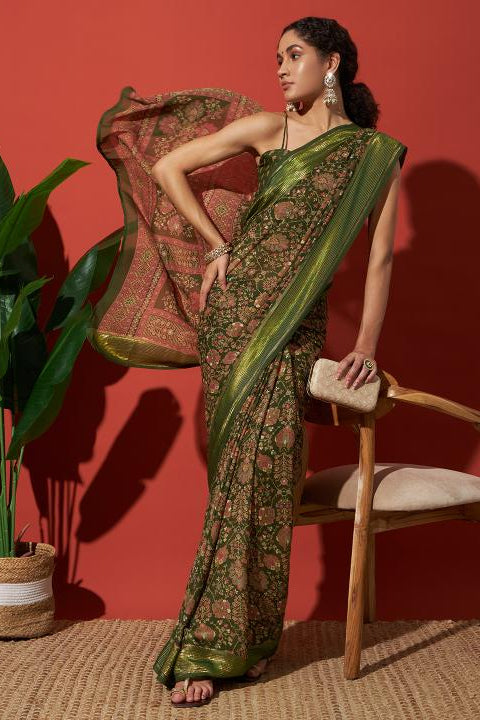 RACHNA Floral Poly Georgette  Saree