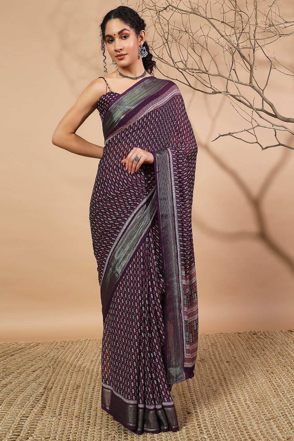 RACHNA Floral Poly Georgette Raedy to Wear Saree