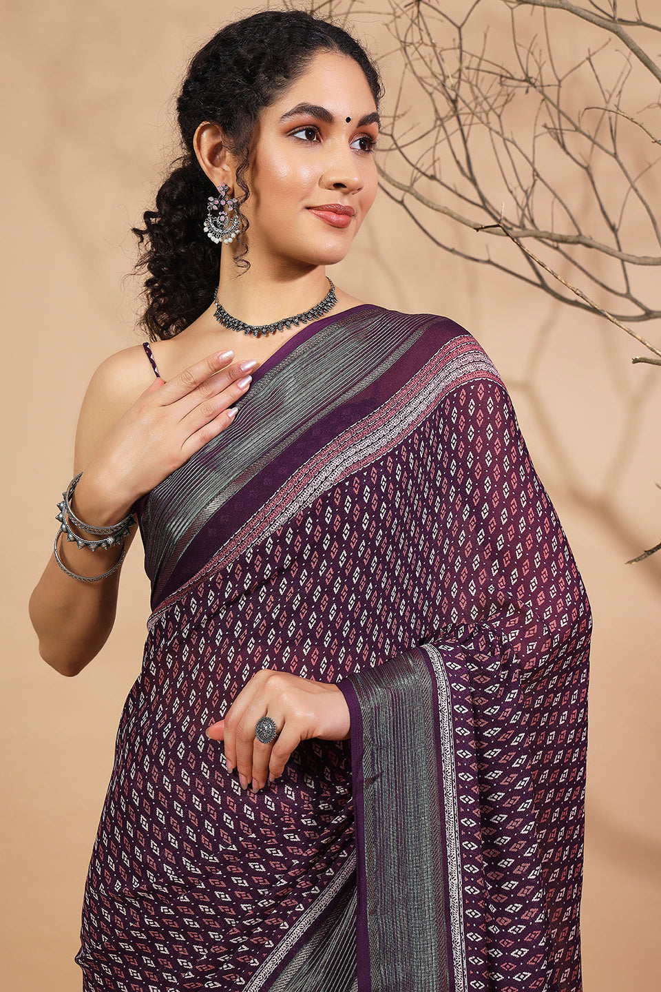 RACHNA Floral Poly Georgette Raedy to Wear Saree