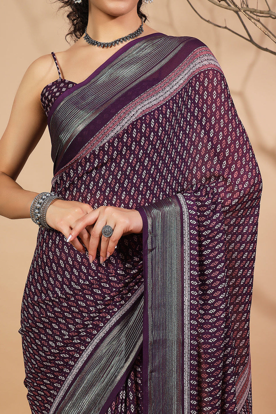 RACHNA Floral Poly Georgette Raedy to Wear Saree