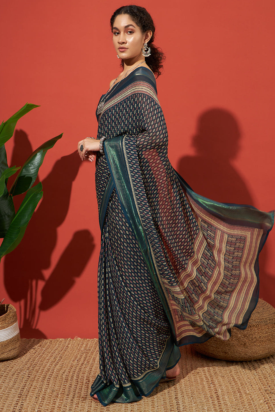 RACHNA Floral Poly Georgette Ready to Wear Saree