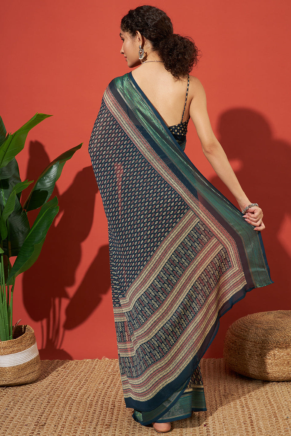 RACHNA Floral Poly Georgette Ready to Wear Saree