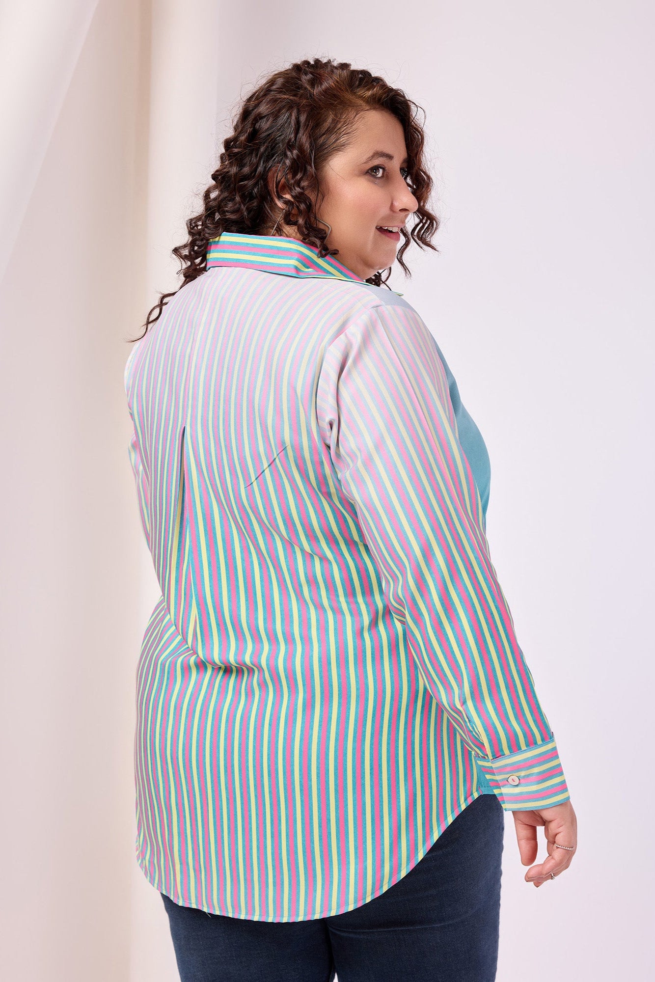 Mural Printed casual Rayon Shirt