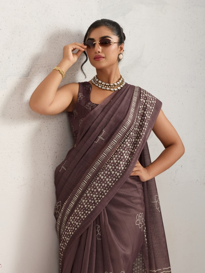 Brown Geometric Printed Cotton Blend Saree