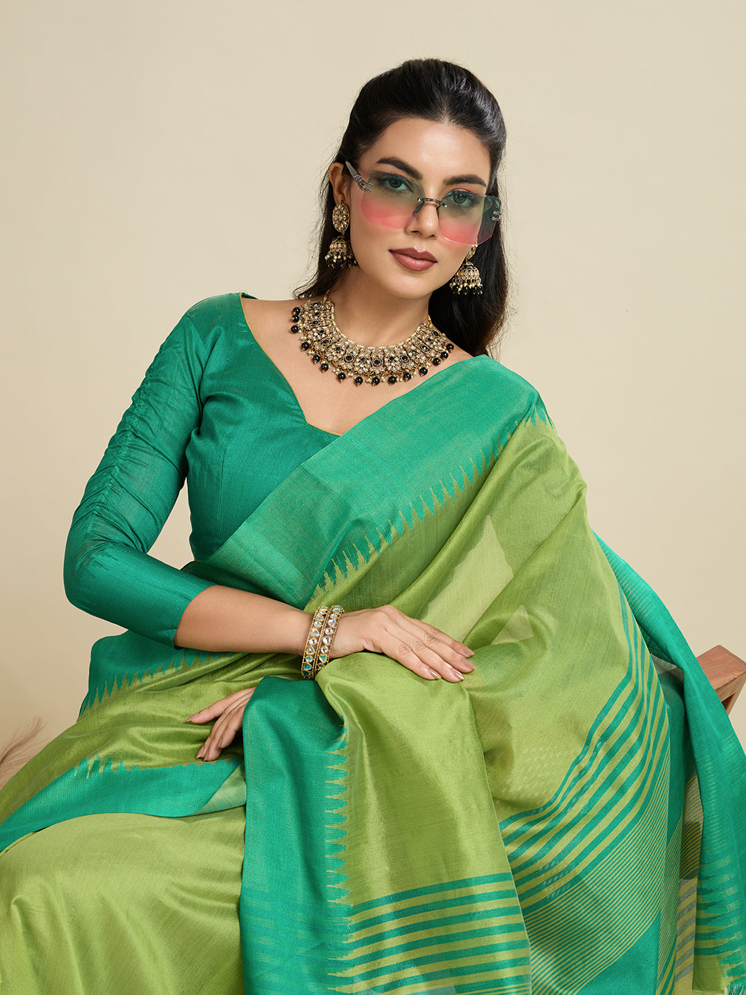 Parrot Green Raw Silk Temple Border Traditional Silk Saree