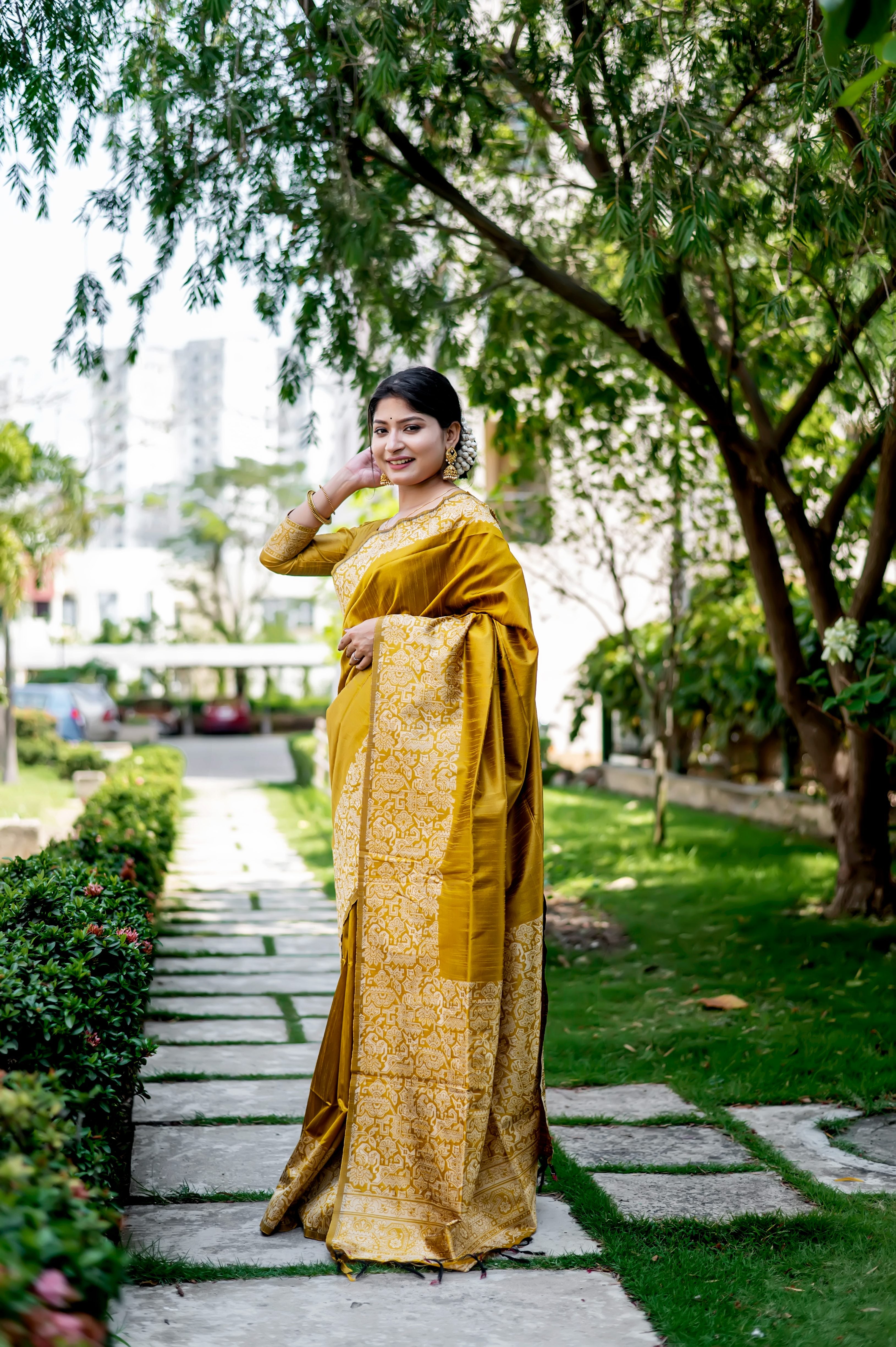 Yellow Color Handloom Raw Silk Traditional Saree