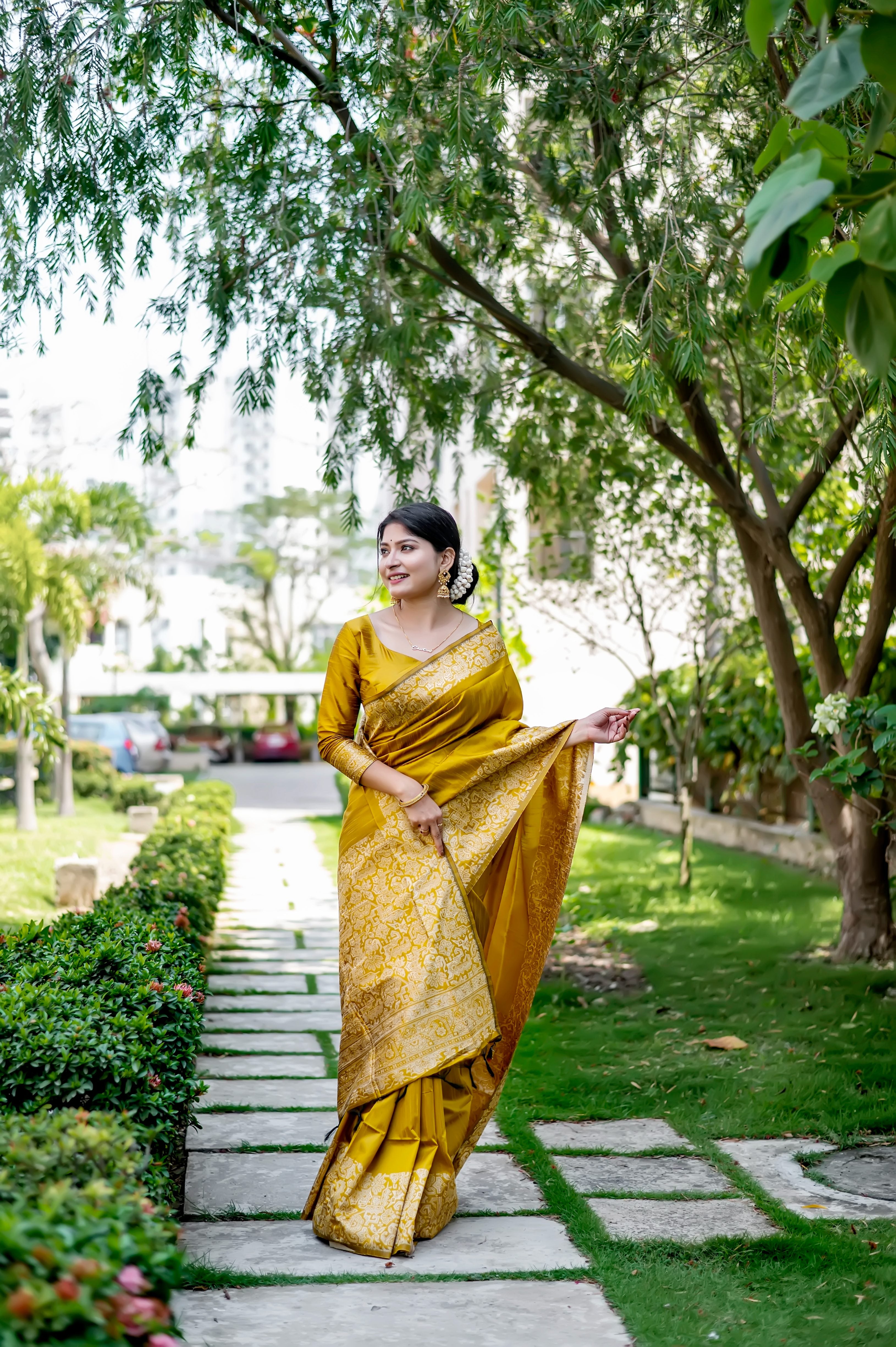 Yellow Color Handloom Raw Silk Traditional Saree
