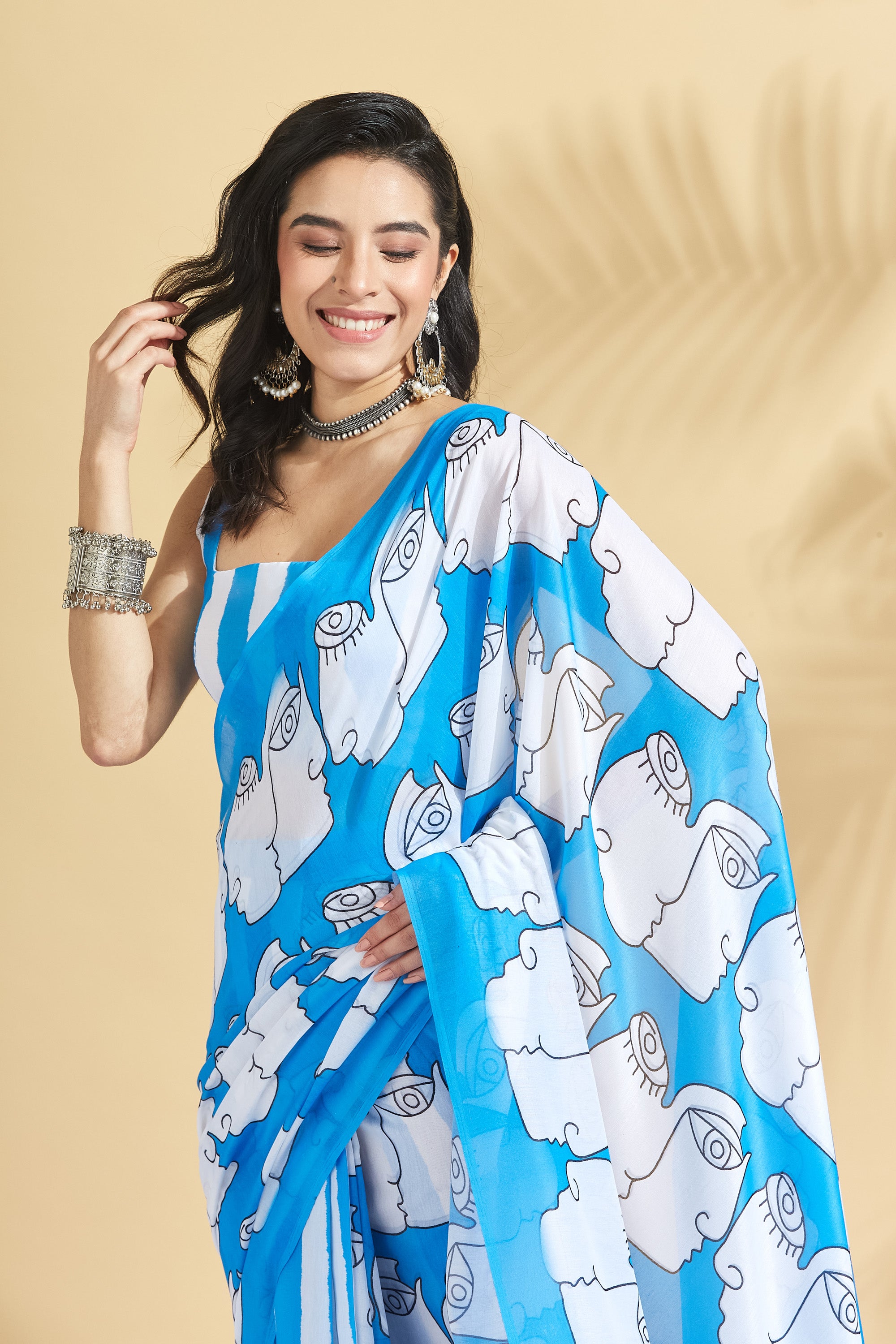 Digital Mural Face Prints Soft Cotton Saree