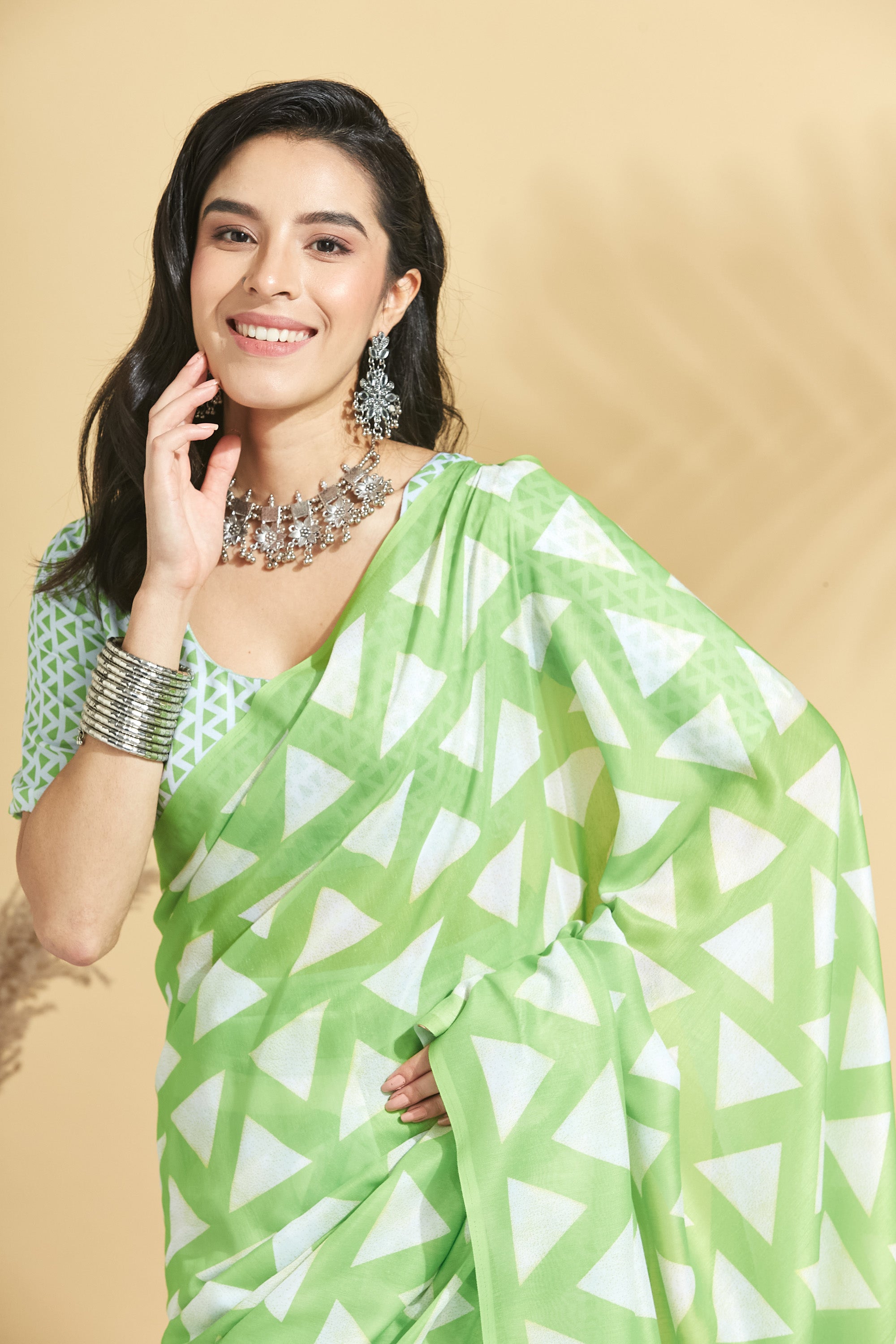 Digital Geometric Sketch Print Mulmul Cotton Ready to Wear Saree