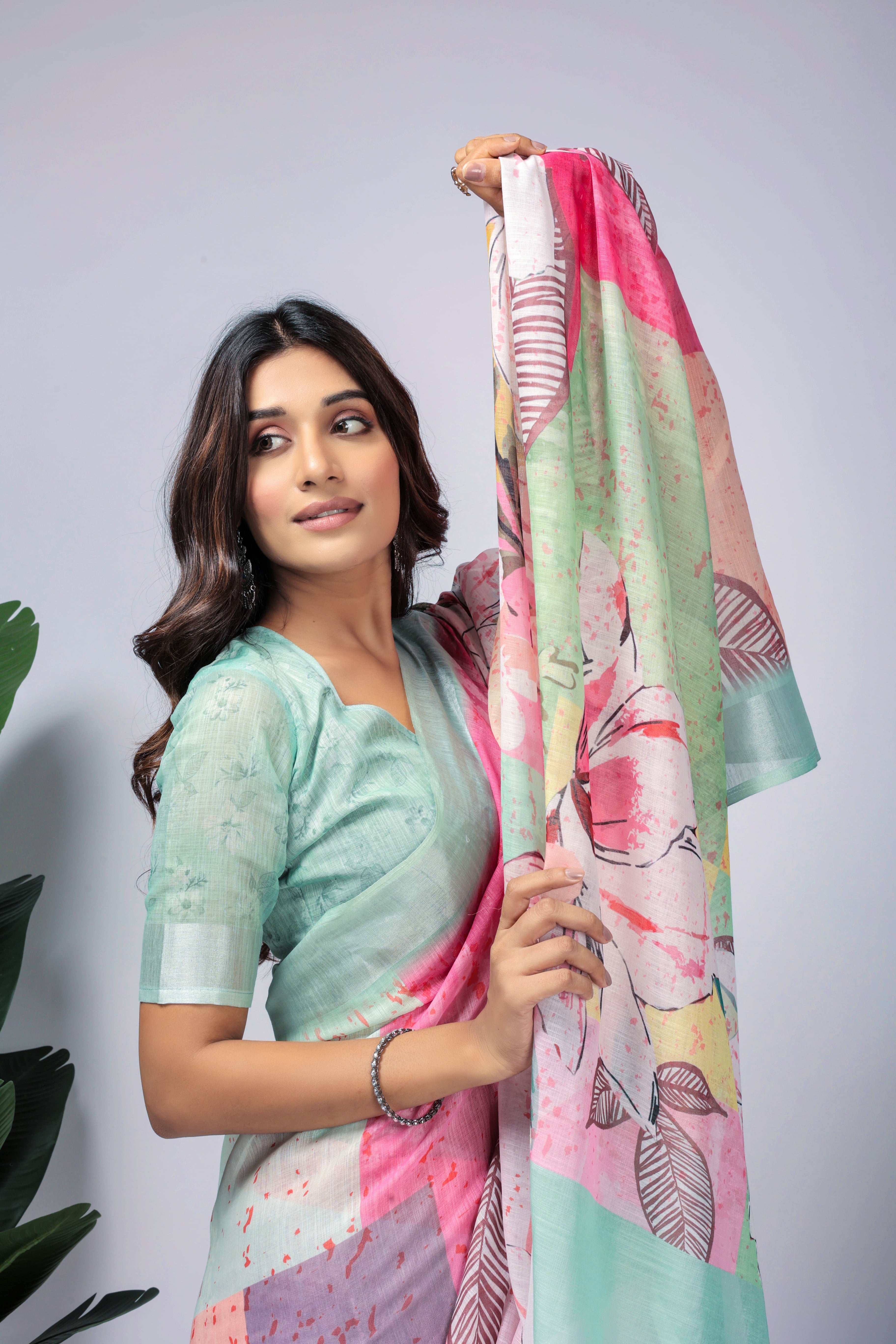 Digital Printed Linen Blend Saree with Zari Border
