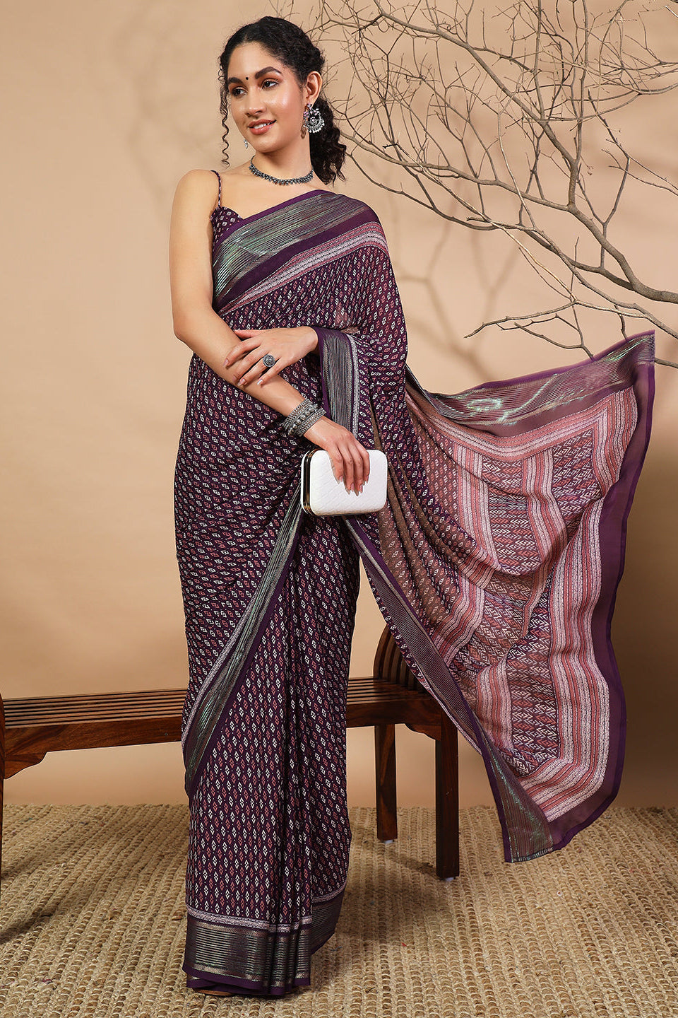RACHNA Floral Poly Georgette Raedy to Wear Saree